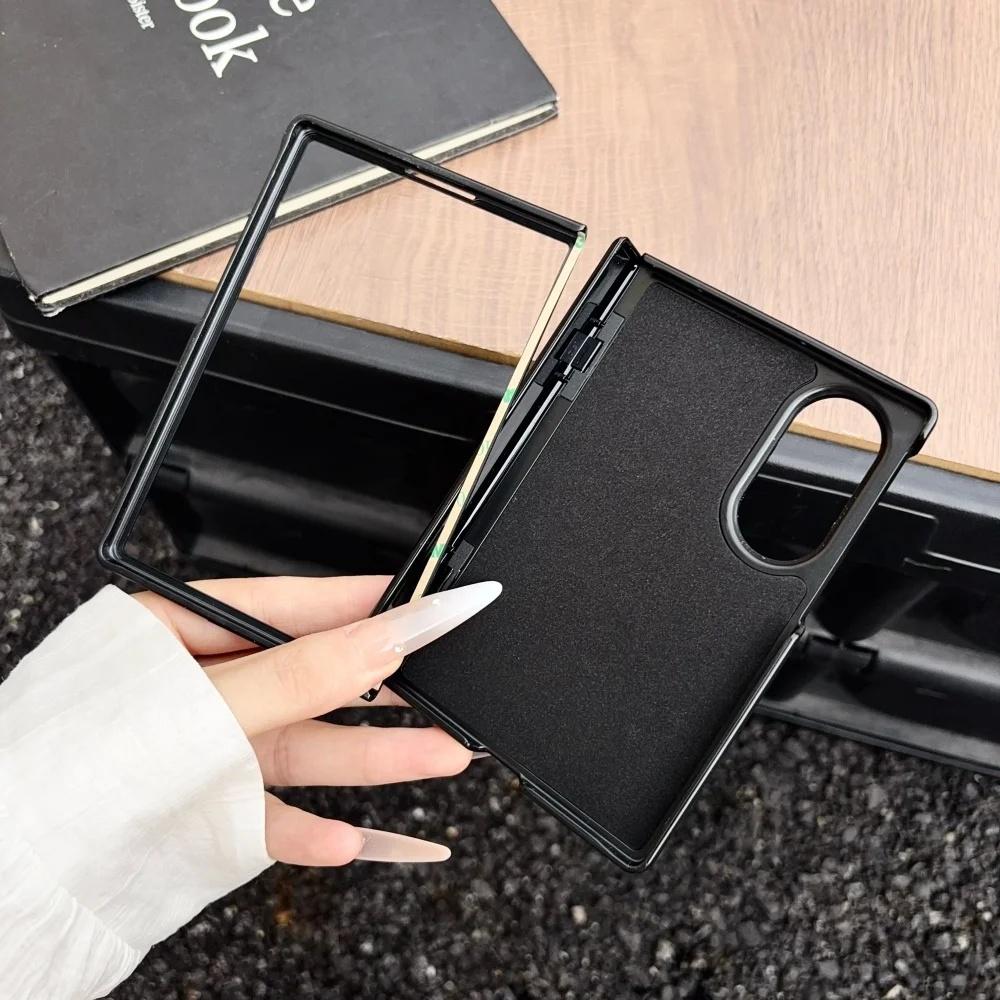 For the Galaxy Z Fold 8 Ultra/7/6/5/4, a luxurious faux-leather MagSafe Protective phone case featuring a spring-hinged shock-absorbing back cover