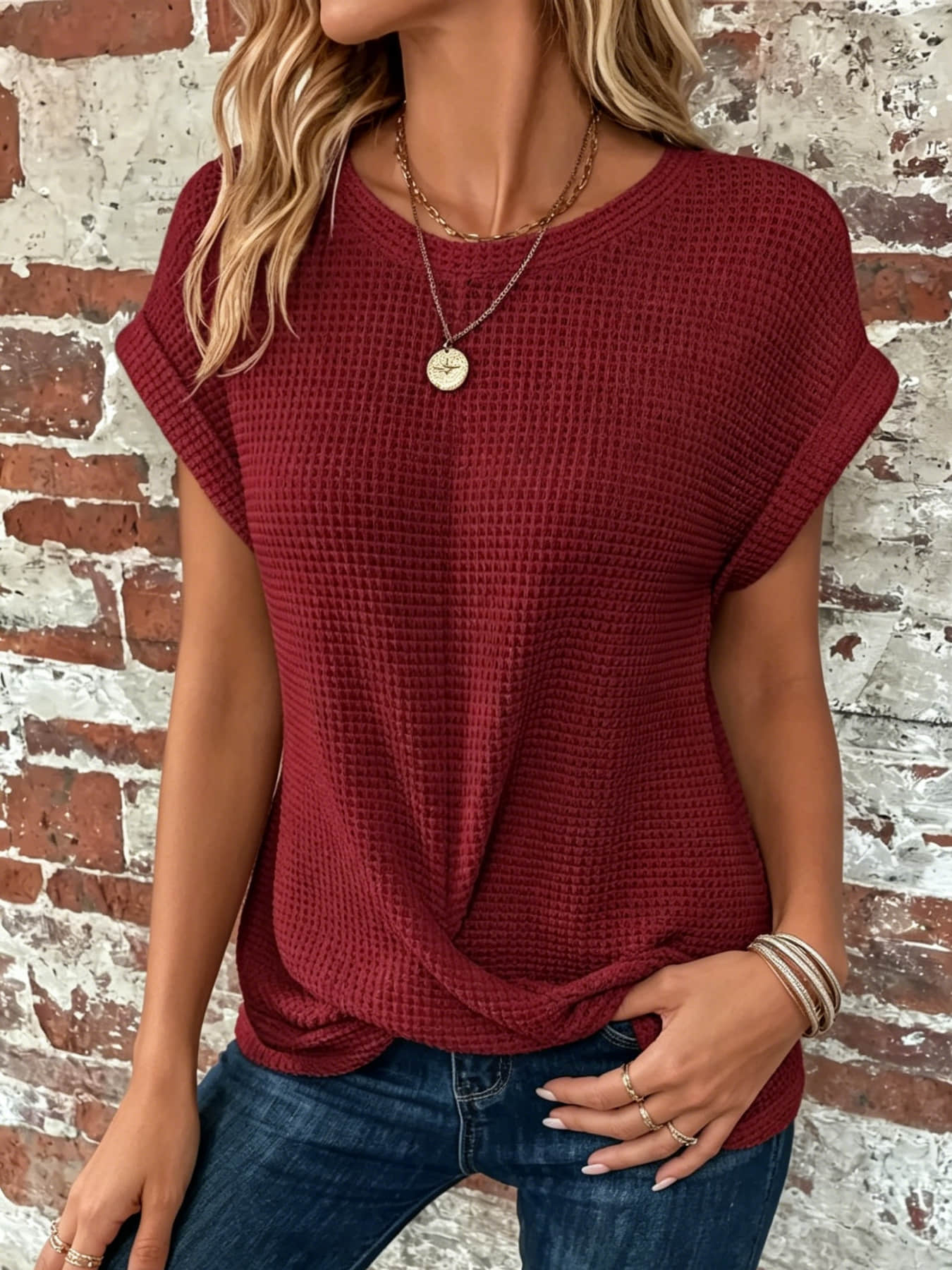Women's Fashionable Casual Minimalist Loose Round Neck Short Sleeve Top, Rolled Sleeves & Twisted Design, Summer Top, Suitable for Commuting, Camping, Travel & Daily Wear Women's Fashionable Casual Minimalist Loose Round Neck Short Sleeve Top, Rolled Sleeves & Twisted Design, Summer Top, Suitable for Commuting, Camping, Travel & Daily Wear