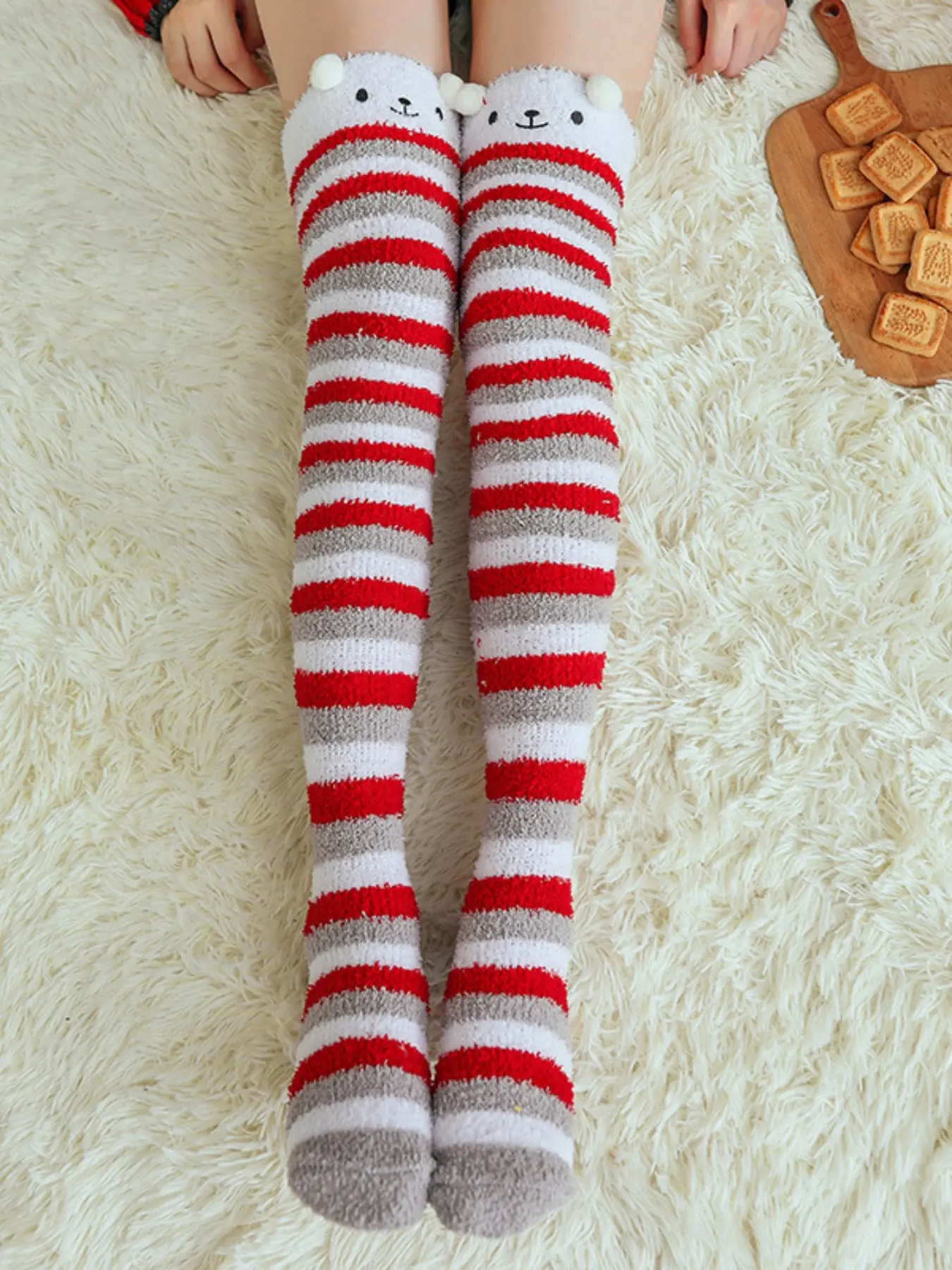 1 Pair Bear Striped Coral Fleece Over-The-Knee Socks, Cozy Home Wear, Soft and Warm, Perfect for Indoor Use, Comfortable Footwear