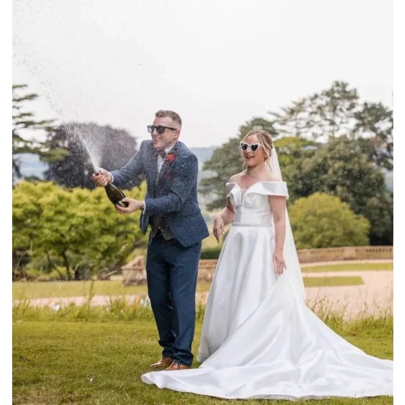 2pcs Bride/Groom Mr/Mrs White & Black Glasses Photo Props Wedding Decor Bridal Shower Party Supplies Groom Bride To Be Gift