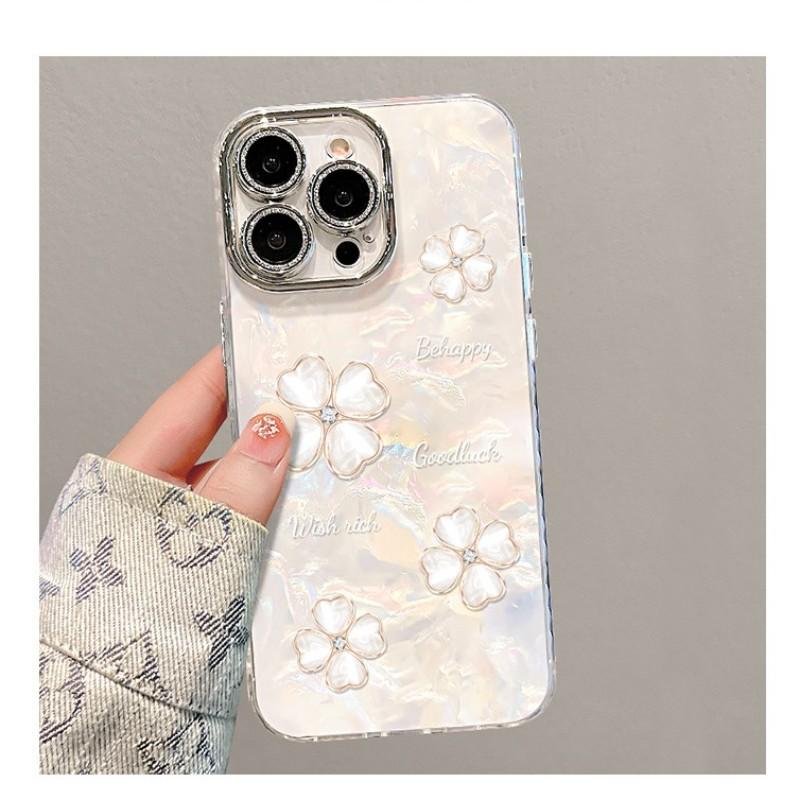 Elegant Pearl Chain Phone Case for iPhone 17 Series, 4 Leaf Clover Glitter Acrylic Cover, Luxury Aesthetic Shockproof Case for Women Girls