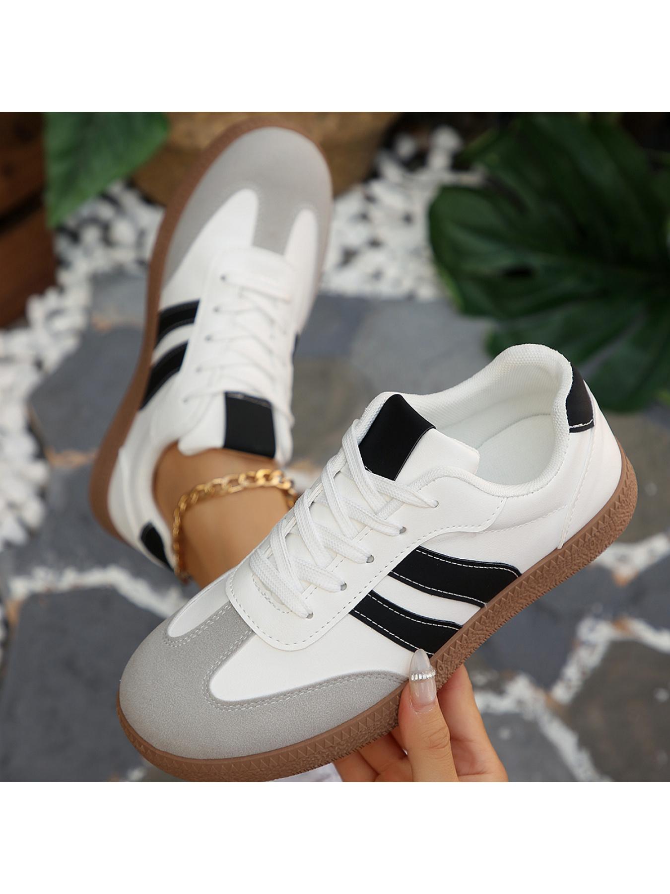 Versatile Retro Trainers, 2 Colors, Suede Patchwork, All-Season Casual Shoes