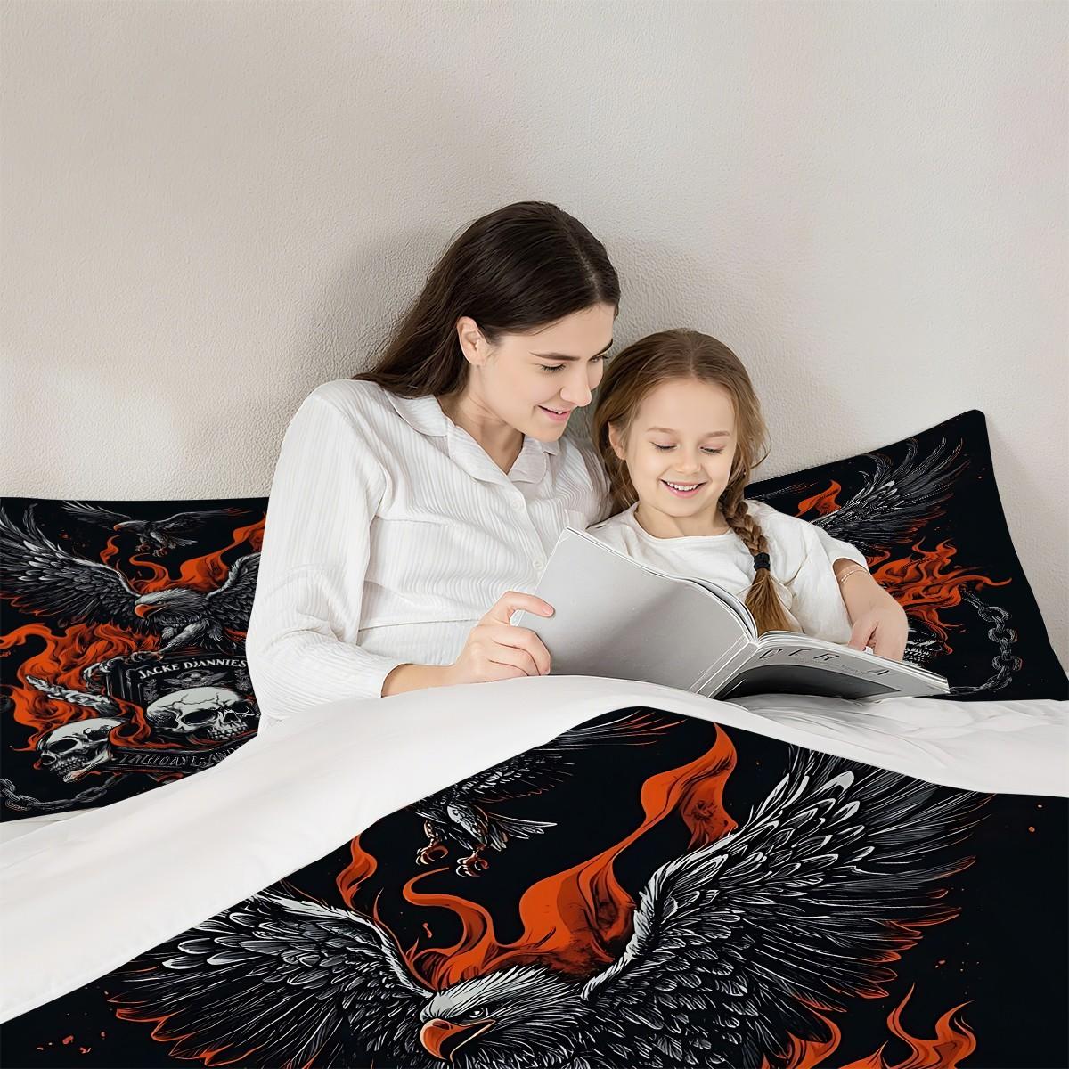 Dark Gothic Eagle Skull Bedding Set, 2/3 Pcs Comforter & Pillowcases, No Pillow Core, All‑Weather Comfortable Comforter Set, Ideal for Guest Bedroom, Boys Room, Game Room, Holiday Gift, Trendy Heavy Metal Room Styling