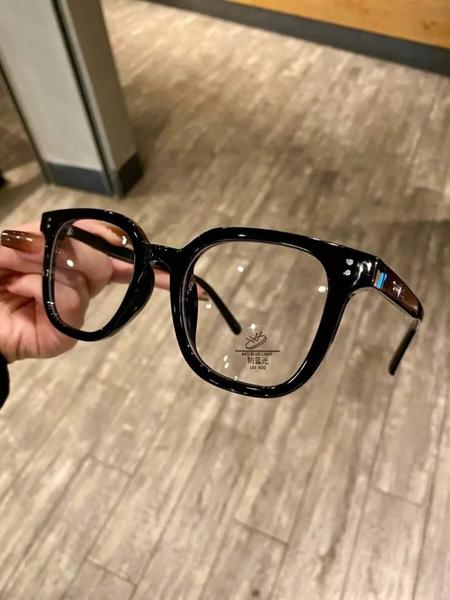 Anti-Blue Light Glasses Tr90 Frame, Rectangular or Round Design, Lightweight Comfortable UV Protection for Computer TV Phone Gaming Square Frames Eyeglass