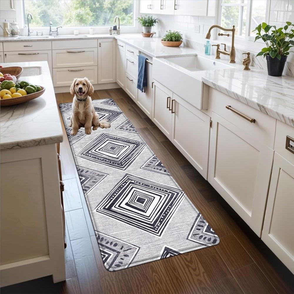 1PC， Black and White Diamond Geometry Patterned strip rugs, home décor, bathroom mats, entryway mats, bathroom non-slip mats, indoor entrance rugs, bedroom bedside mats, kitchen mats, hallway rugs, flannel sponge rugs, hallway runner rugs
