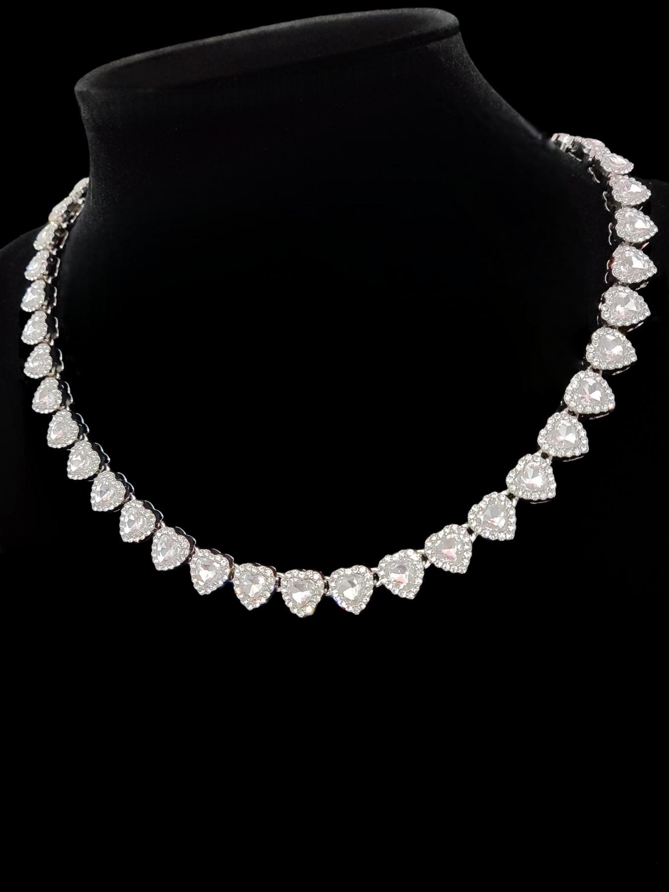 1Piece 10mm Rhinestone Glass heart-shaped chain necklace for Women, hip-hop punk heart necklace, Elegant Rhinestone Necklace, Love Heart Necklace, Exquisite Chain Jewelry, fashion jewelry, suitable for daily wear or party, Valentine's Day gift.