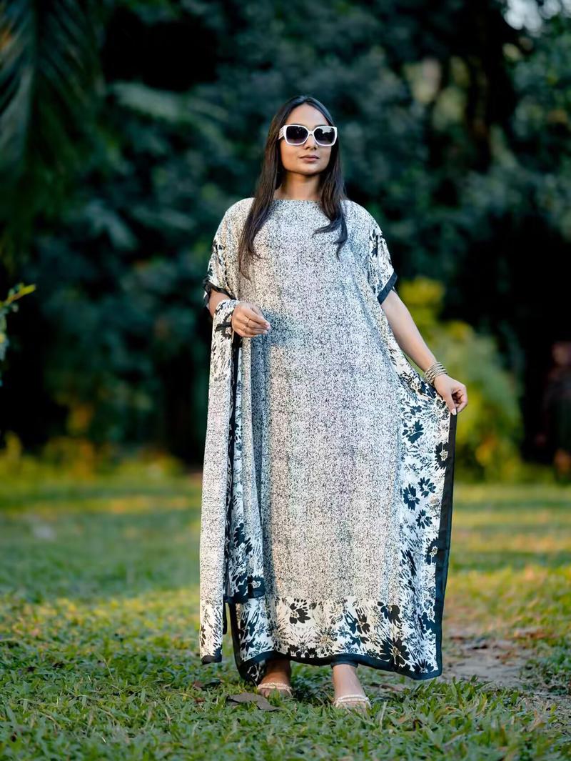 Elegant Women's Floral & Butterfly Print Cape Shawl & Scarf Set, Soft Boho Style Accessory for Beach Vacation, Perfect Gift for Mom, Floral Pattern Shawl