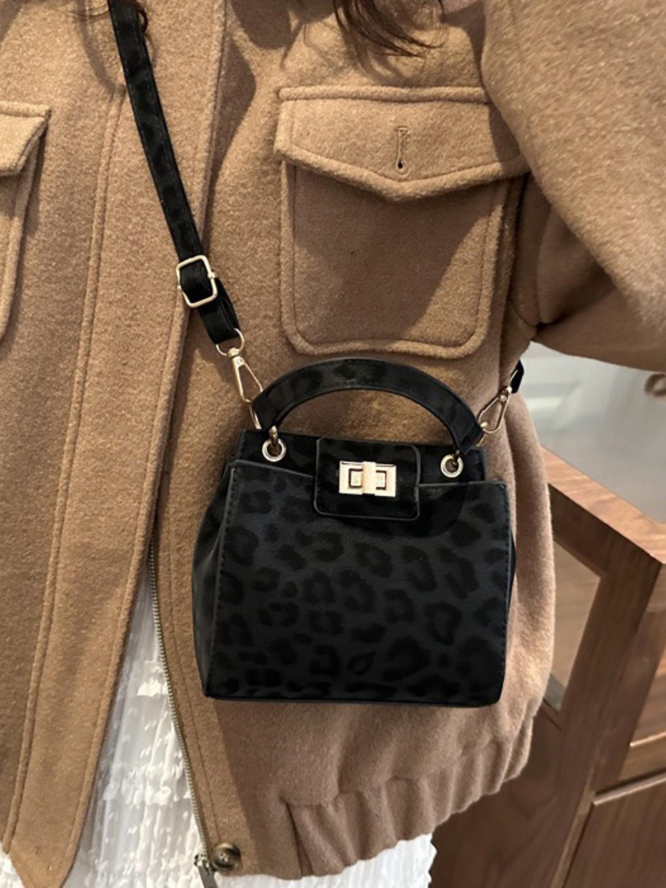 New Fashion Lockable Handbag, Perfect for Parties, Shopping, Daily Use, Holds Coins and Phones, Elegant Women's Bag, New Year Edition, Handbag Sling Bag, Handheld Bag Purse