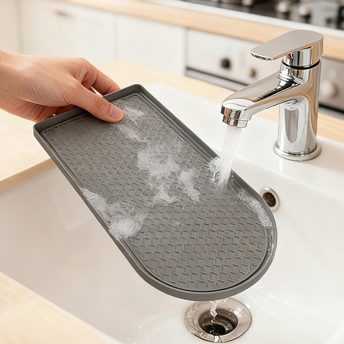 1PC Coffee Machine Countertop Silicone Mat, Non-Slip Kitchen Appliance Base Pad with Raised Edge to Contain Water and Coffee Spills, Durable Protective Mat for Coffee Maker, Juicer and Mixer