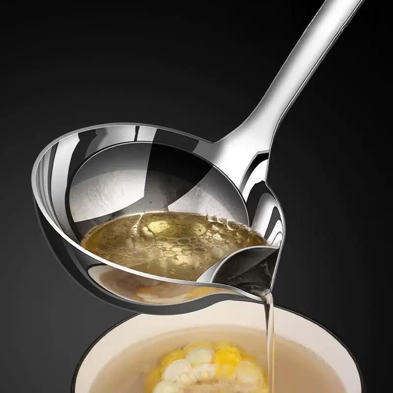 Stainless Steel Oil Separator Spoon, Hot Pot Filter Spoon, Soup Oil Divider, Leak Proof Spoon, Kitchen Tool for Home Use