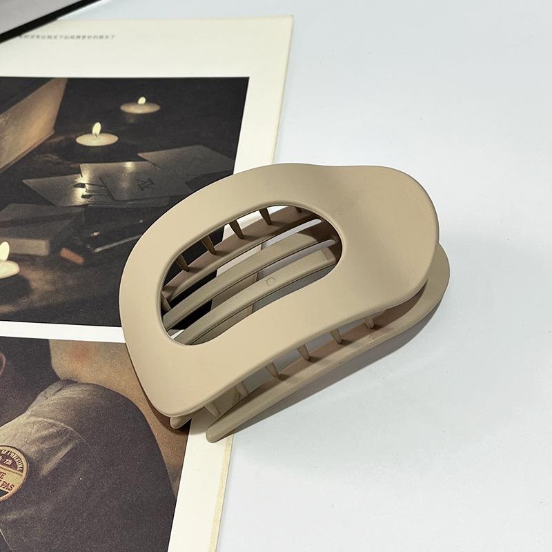 Daily Basic Matte Oval Alligator Hair Clips – Simple Design for Neat Back-of-Head Updos