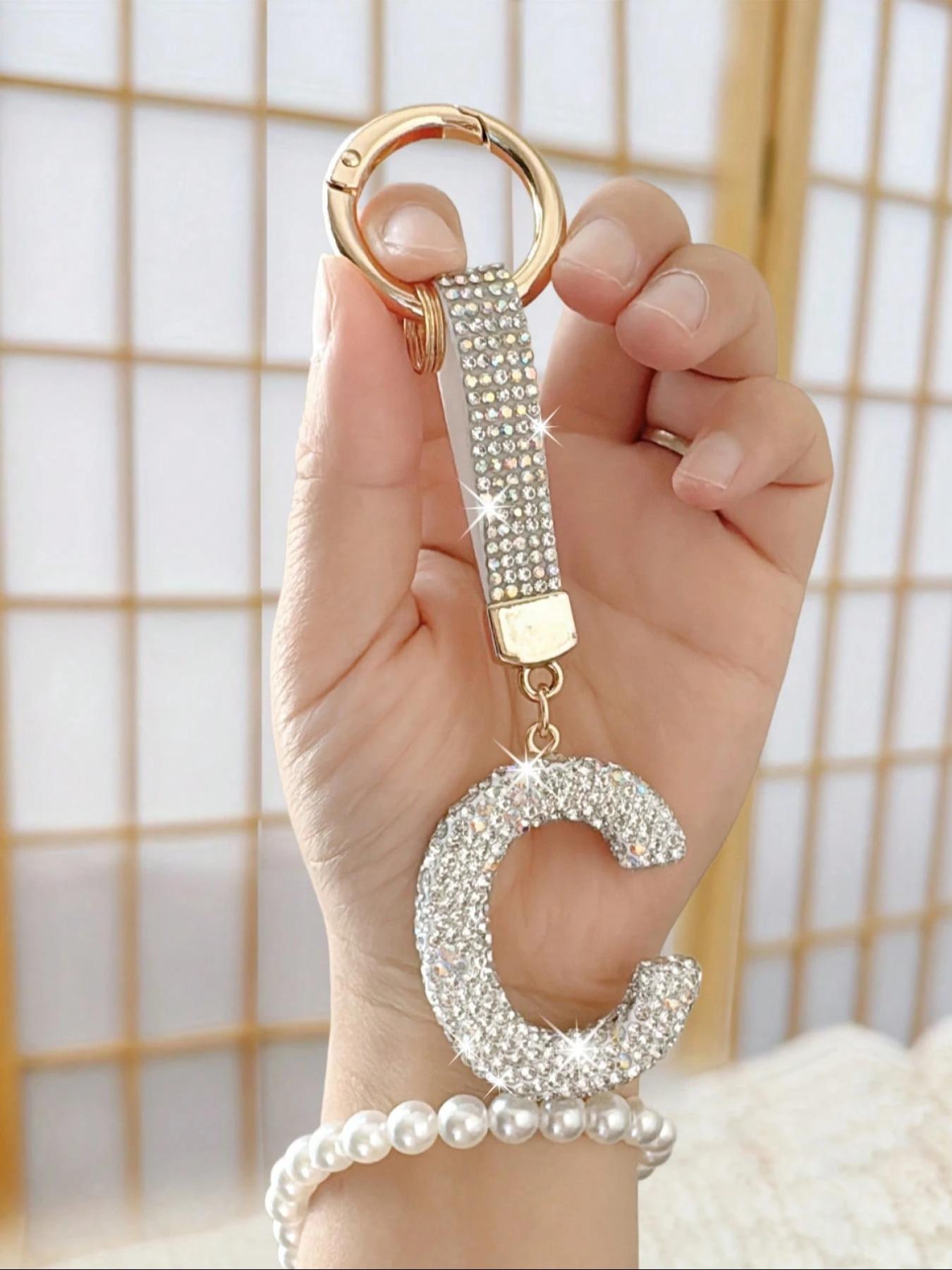 Shiny Rhinestone Letter Keychain, Lucky Crystal Pendant, Sparkling Alloy Charm, Perfect Gift for Bags and Backpacks, Women and Girls