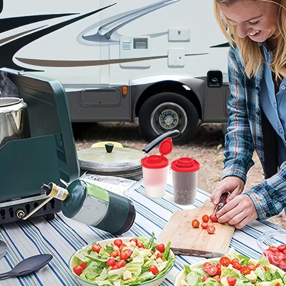 Set of 2 Large Salt and Pepper Shakers，Moisture Proof  Salt Shaker to go Camping Picnic Outdoors Kitchen Lunch Boxes Travel Spice Set Clear with Covers Lids Plastic Airtight Dispenser