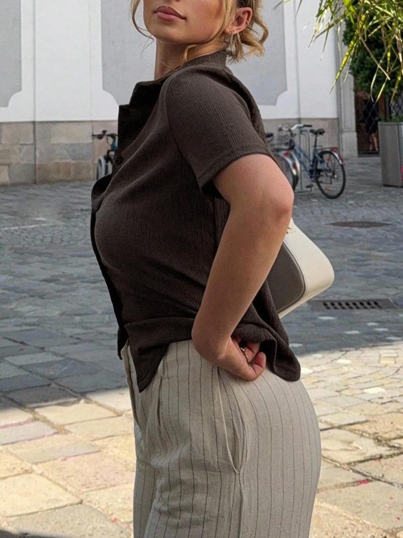 Women's Casual Vintage Textured V-Neck Summer Short Sleeve T-Shirt, Versatile Fit, Perfect for Everyday Wear, Stylish and Comfortable