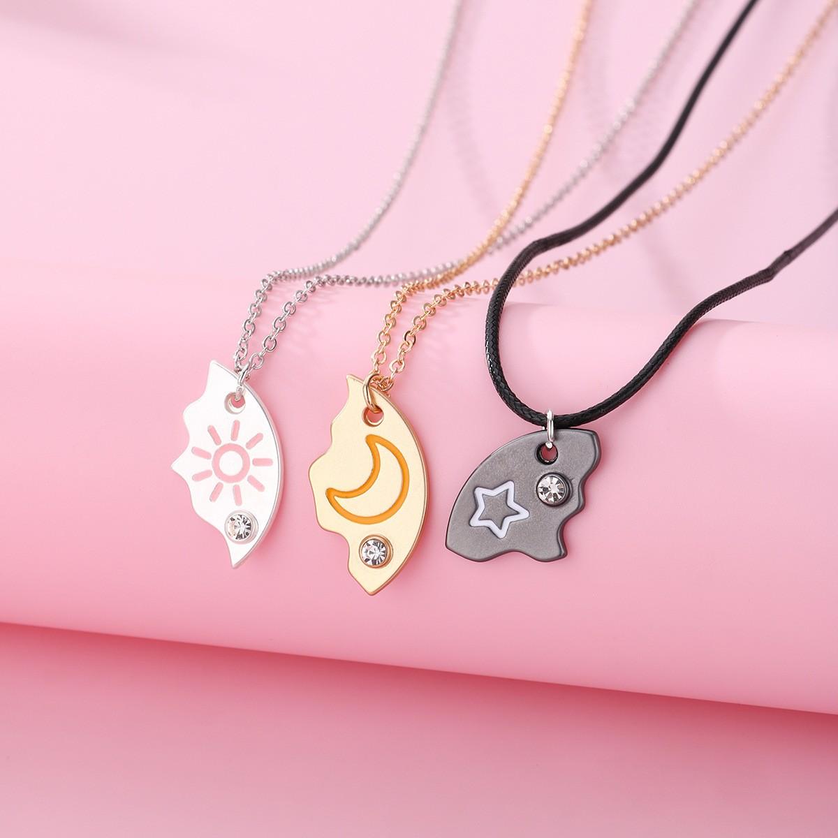 Star Moon Sun Magnetic Necklace Set, Alloy Material, Three-Piece Designf, Best Friends & Girlfriends Friendship Jewelry, Model 202604