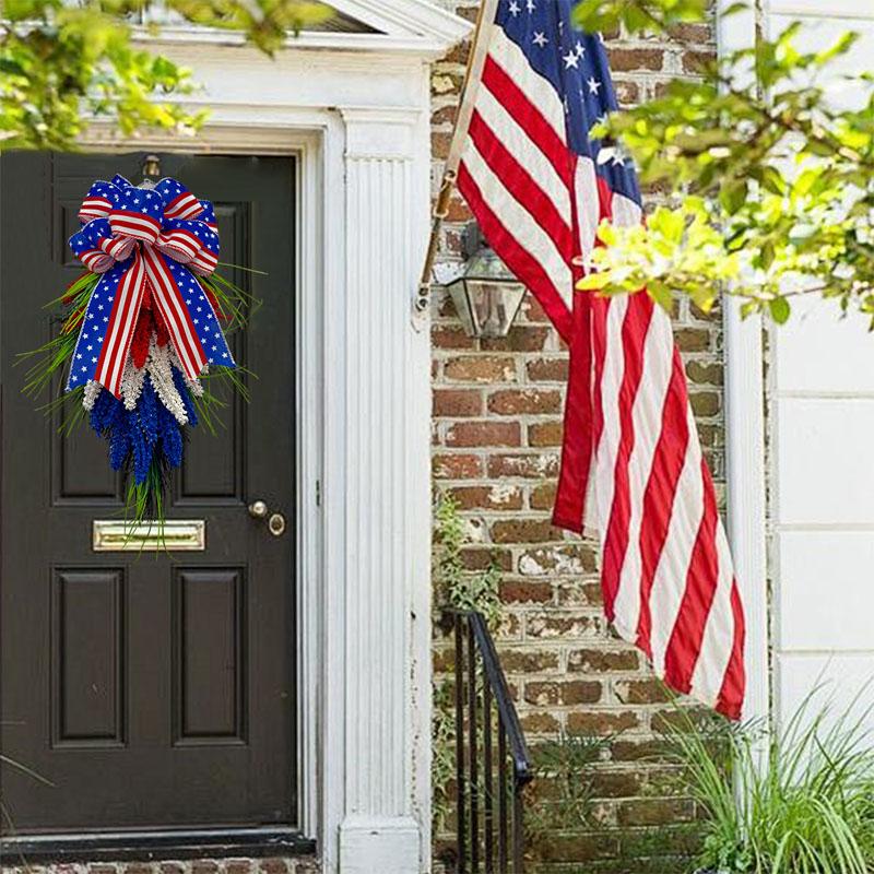 Artificial wheat sheaf wreath suitable for the American patriotic Memorial Day on July 4th. A festive red, white and blue wreath hanging decoration. Beautiful and unique. Suitable for decorating the entrance and walls of the home with this wreath.