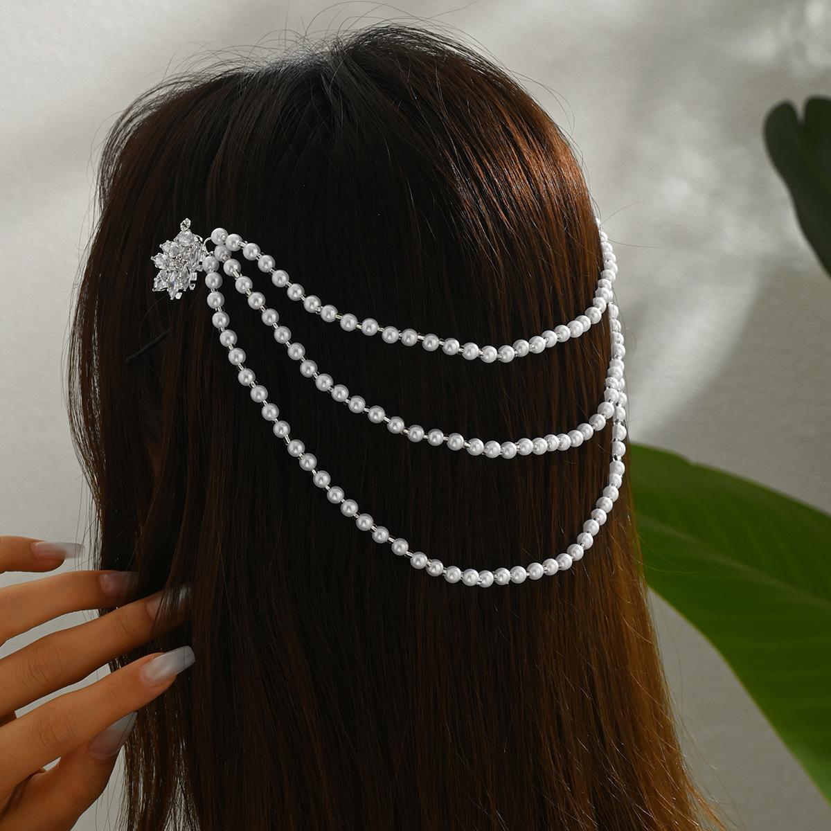 Wholesale hair clips, European and American cross-border new style pearl hair accessories, niche high-end jewelry, diamond-embellished leaf hair clips, hair accessories for women