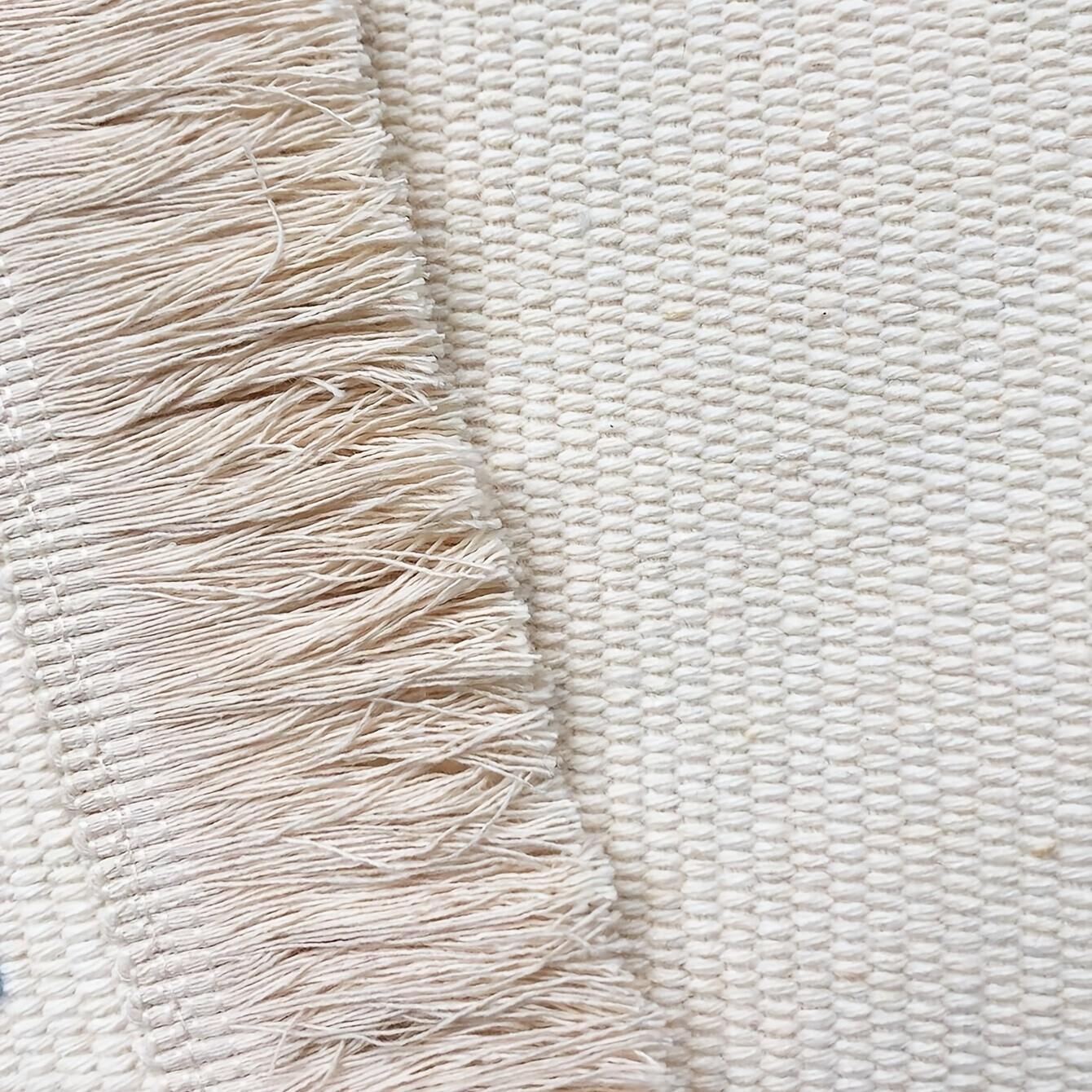 Luxury Sweet Ethnic Fringe Wall Hanging Tapestry, Easy to Clean, Animal Pattern, Casual Knit, Decorative Cloth for Living Room and Bedroom