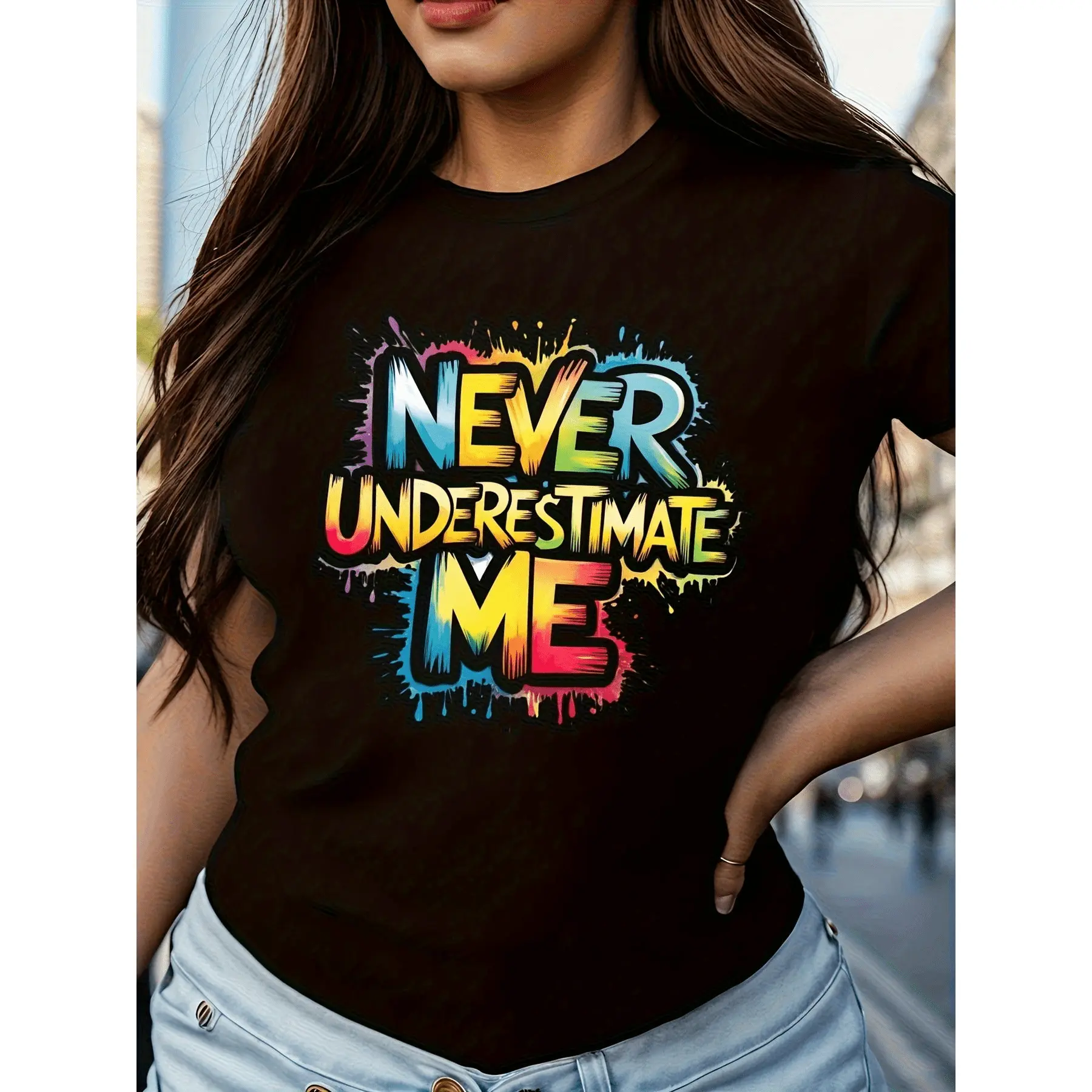 Creative Graffiti-Style T Shirt - Short Sleeve Slim Fit Casual Graphic Tee Featuring Bold 'NEVER UNDERESTIMATE ME' Text in Vibrant Colors - Blue, Yellow, and Red Splattered Paint Ef, Quick Dry Lightweight Short Sleeve Tee(Loose Fit Please Refer