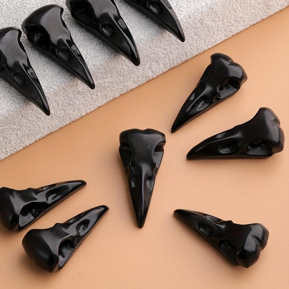 1 piece Hand-Carved Natural Obsidian Raven Skull Crystal Ornament, Crystal Carvings, Gothic Witchcraft Protection Stone, Raven Skull Statue for Wiccan Altar Decoration, Yule Spiritual Gift, Ideal for Birthday and Halloween Ambiance