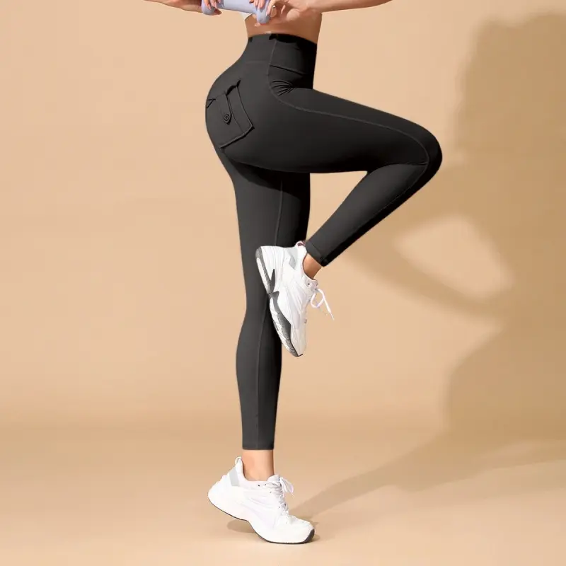 Black polyester leggings