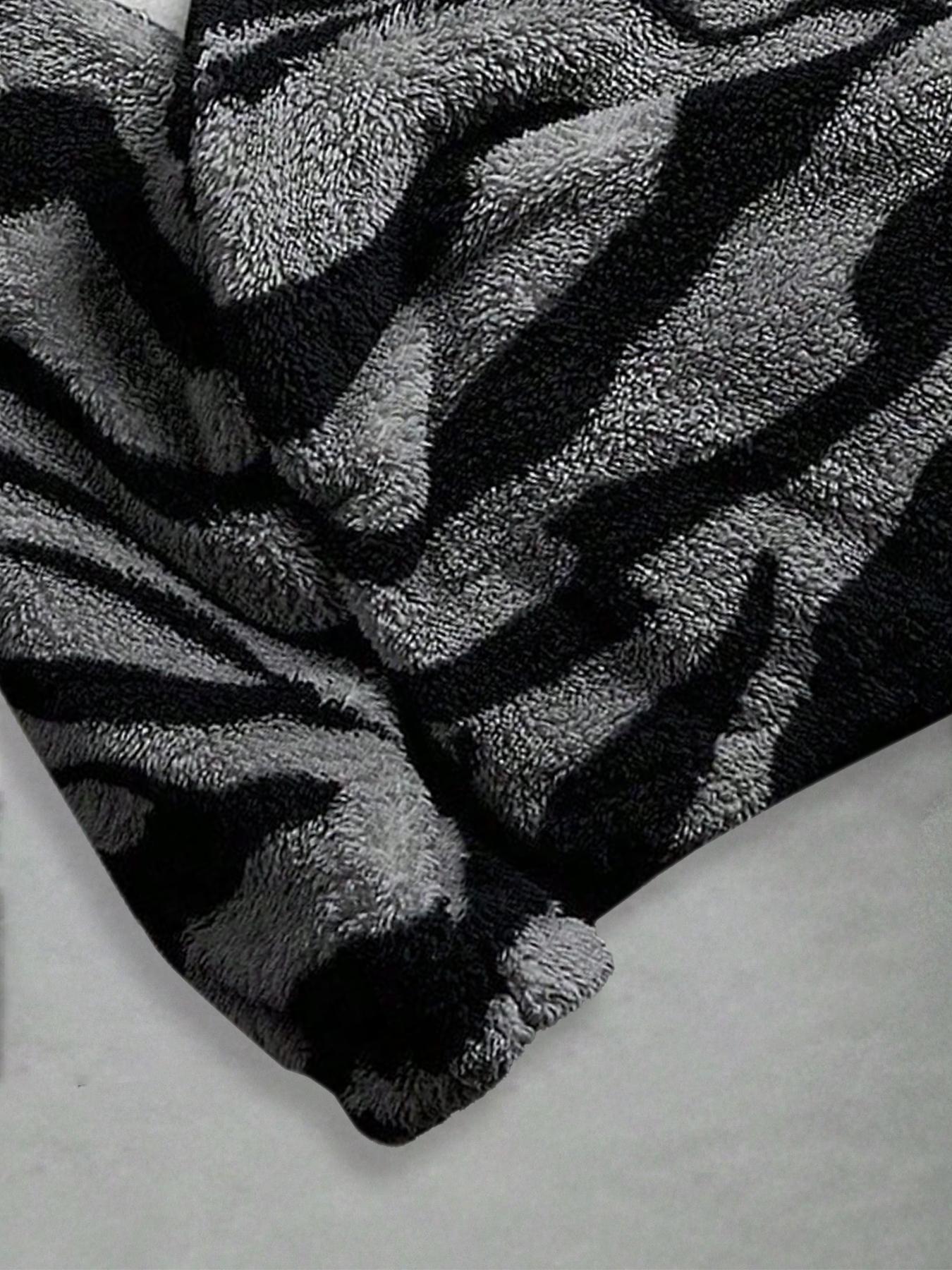 Unisex design, trendy couple's outfit, Y2K style with English patterns and street-style zebra print color-blocked fleece-lined Long Sleeves jacket for autumn and winter. Suitable for streetwear, Y2K fashion, high-street culture,ideal as a gift for men