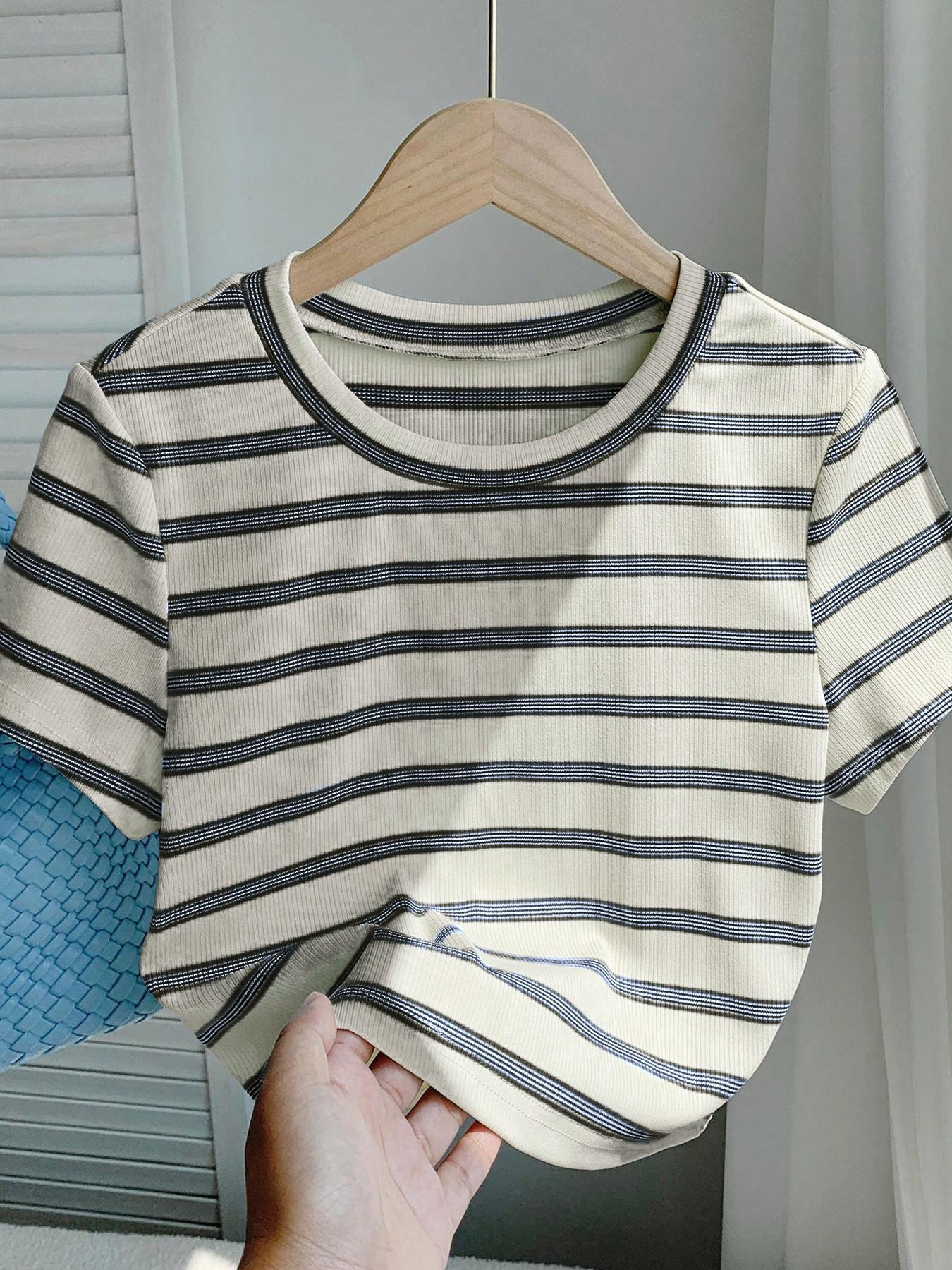 1 Piece Striped Slim Fitted Cropped Top | Sweet Cool  Aesthetic | Crew Neck Short Sleeve + Stretchy Ribbed Design | Perfect for Girls' Shopping Spree / Café Photo Ops