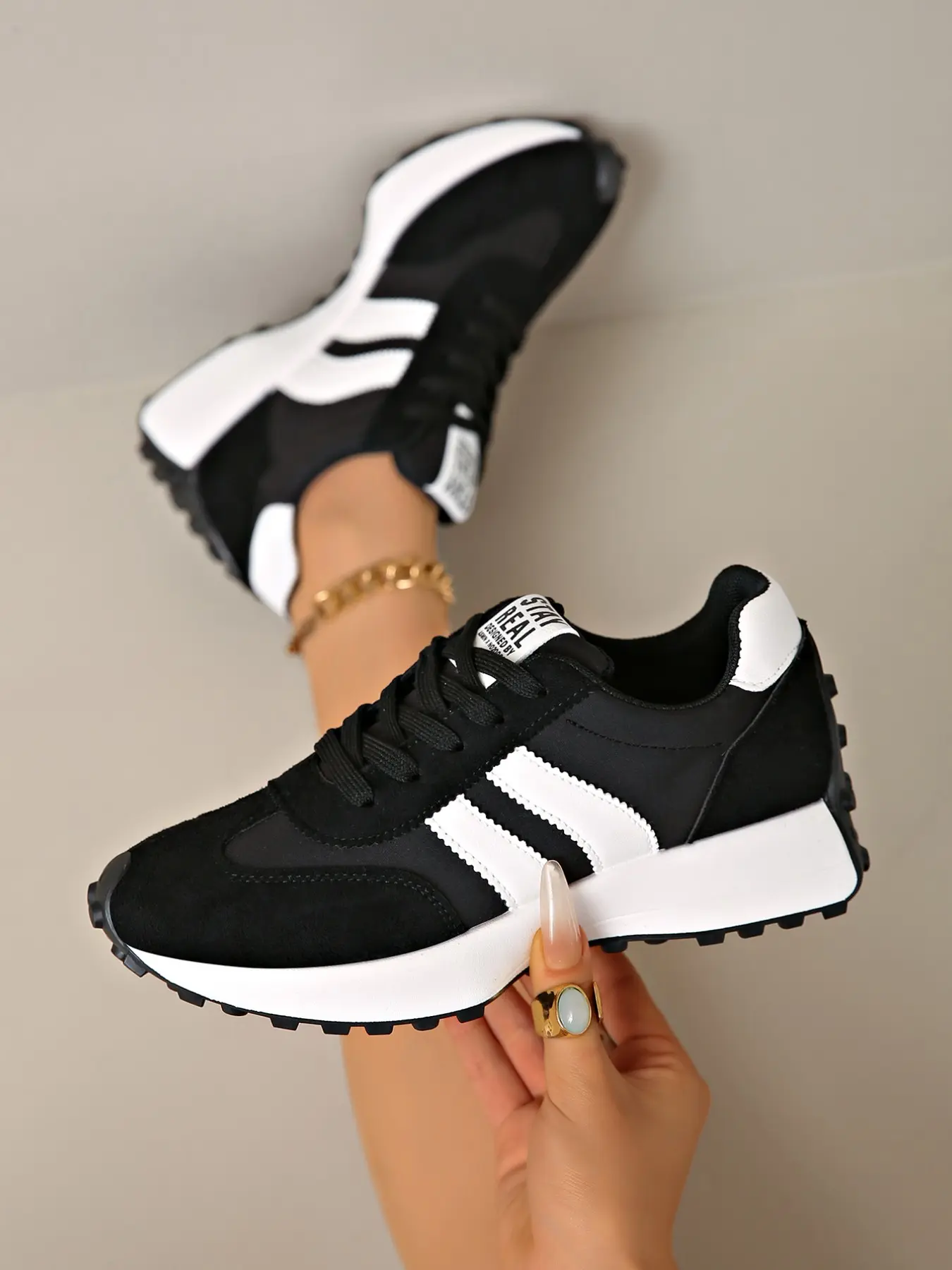 New Women's Sports Shoes, Comfortable Walking Shoes, Durable Design, Lightweight and Breathable, Perfect for Casual Occasions