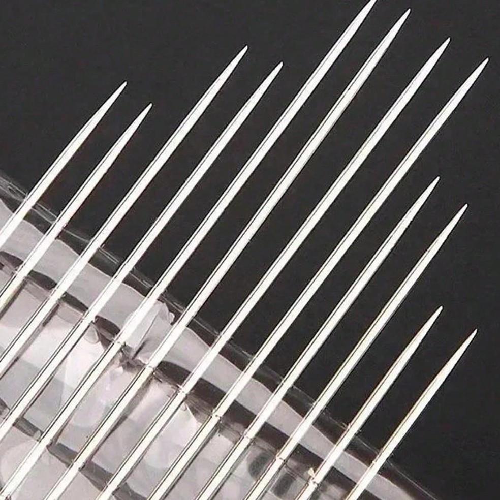 12-Pack Stainless Steel Sewing Needles with Side Holes, Elderly Handmade Sewing Needles, DIY Home Craft Supplies, Tail, Silver Color Tail