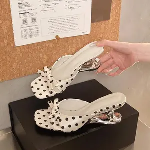2026 Summer New Women's Fashion Square Toe Flip-Flops Sexy Open Toe Sandals Casual Comfortable Vacation High Heels Selling