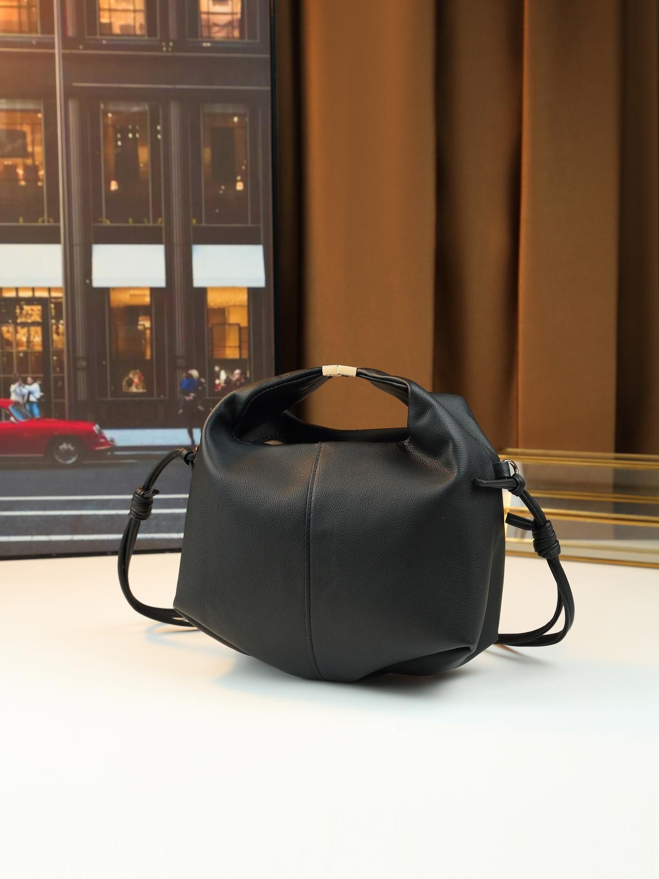 Niche design simple solid color bento bag lychee pattern going out leisure Fashionable Evening Bag shoulder messenger bag dinner bag