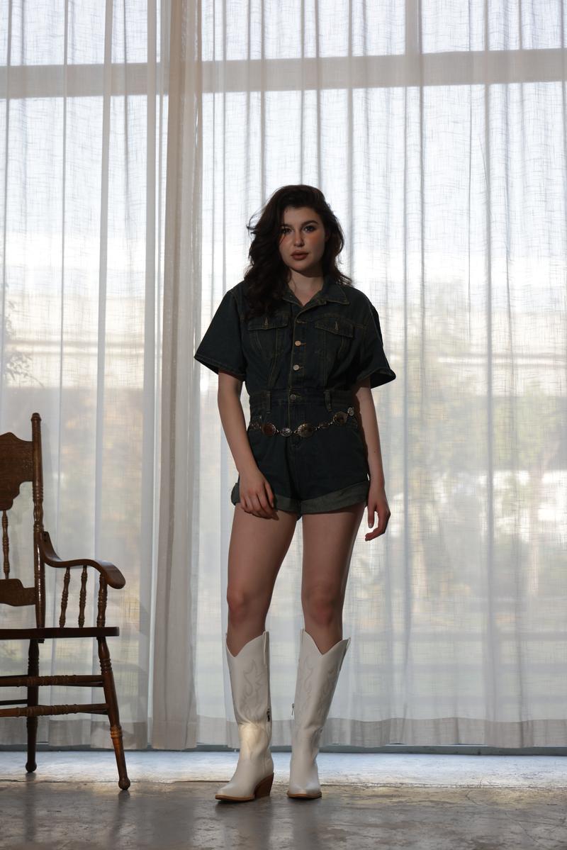 【Valentine's Day Gift】Women's Western Cowboy Boots - Wide Calf Knee-High Cowgirl Boots with Classic Embroidery Slip-On Pointed Toe Chunky Heel Retro Fashion Tall Boots for Fall Fashion White Walking Shoes Footwear