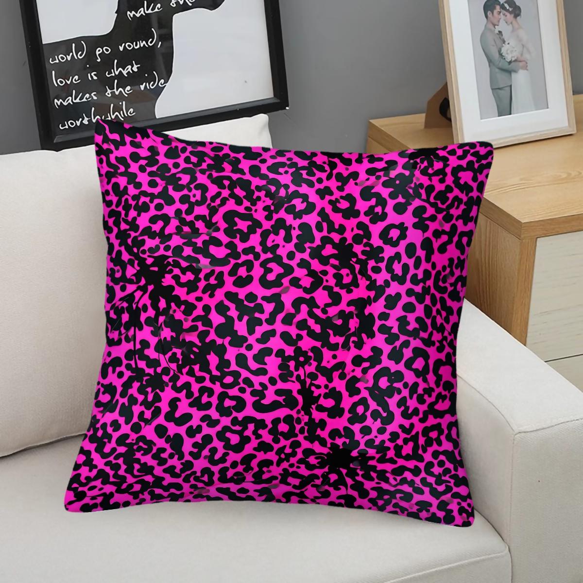 Classic Leopard Print Boho Chic Throw Pillow, Luxury Vintage Bohemian Decorative Pillow with Insert, All Season Lumbar Support Cushion for Sofa, Bay Window, Cafe, Perfect Housewarming Birthday Christmas Gift