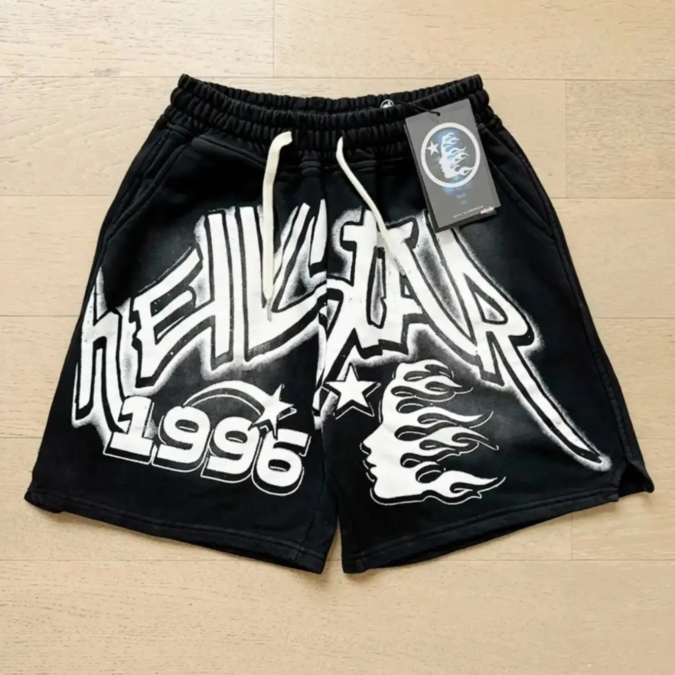 HELLSTAR Men's Star Letter Graphic Sweat Shorts, 100% Cotton Oversized Y2K Vintage Wash Athletic Basketball Running Casual Streetwear Bottoms