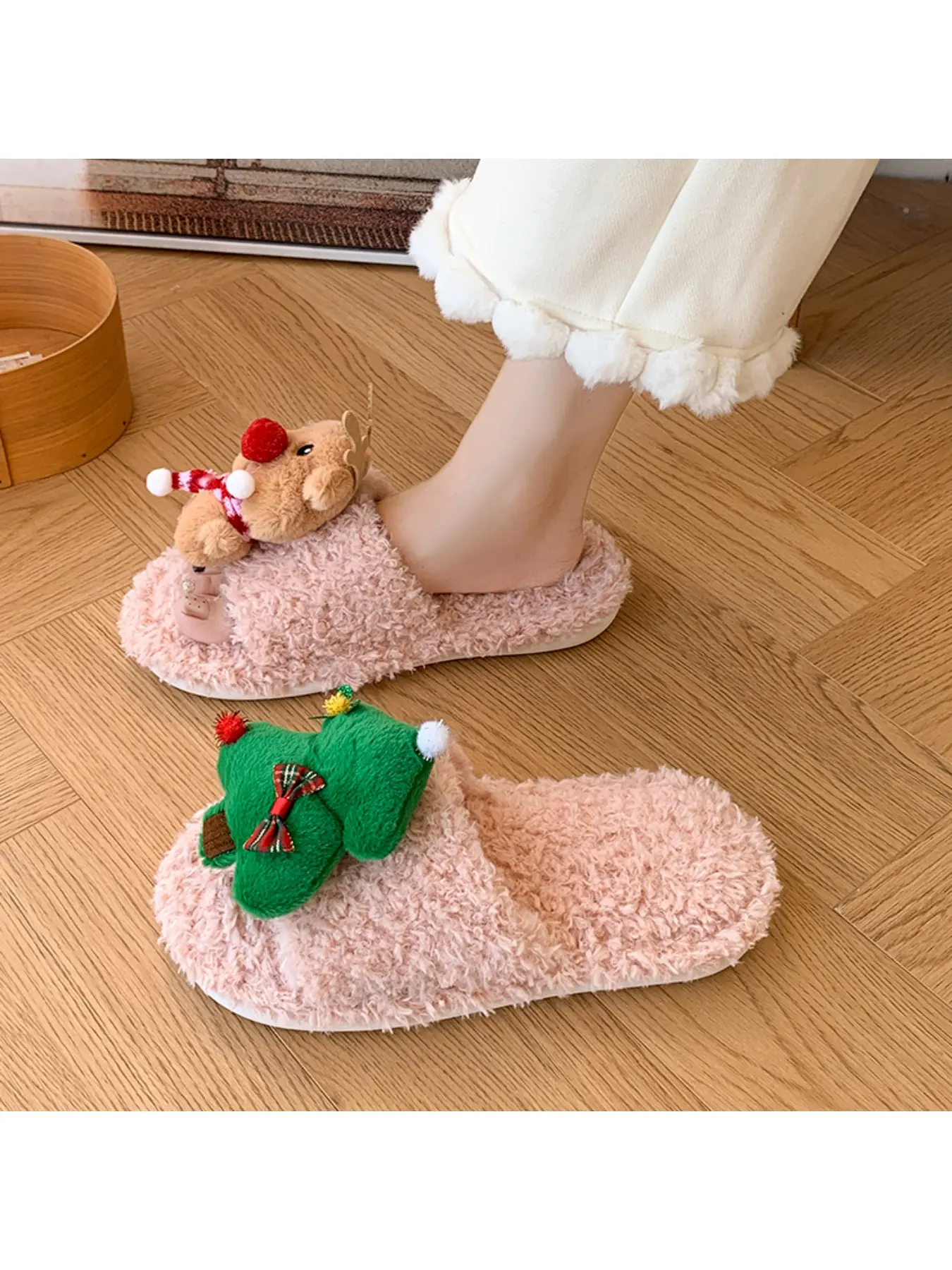 Women's Christmas Plush Slippers, 3D Cartoon Snowman Little Bear Christmas Tree Decoration Open Toed Home Slippers, Holiday Warm and Comfortable Indoor Cotton Slippers, Winter Soft and Fluffy Women's Shoes