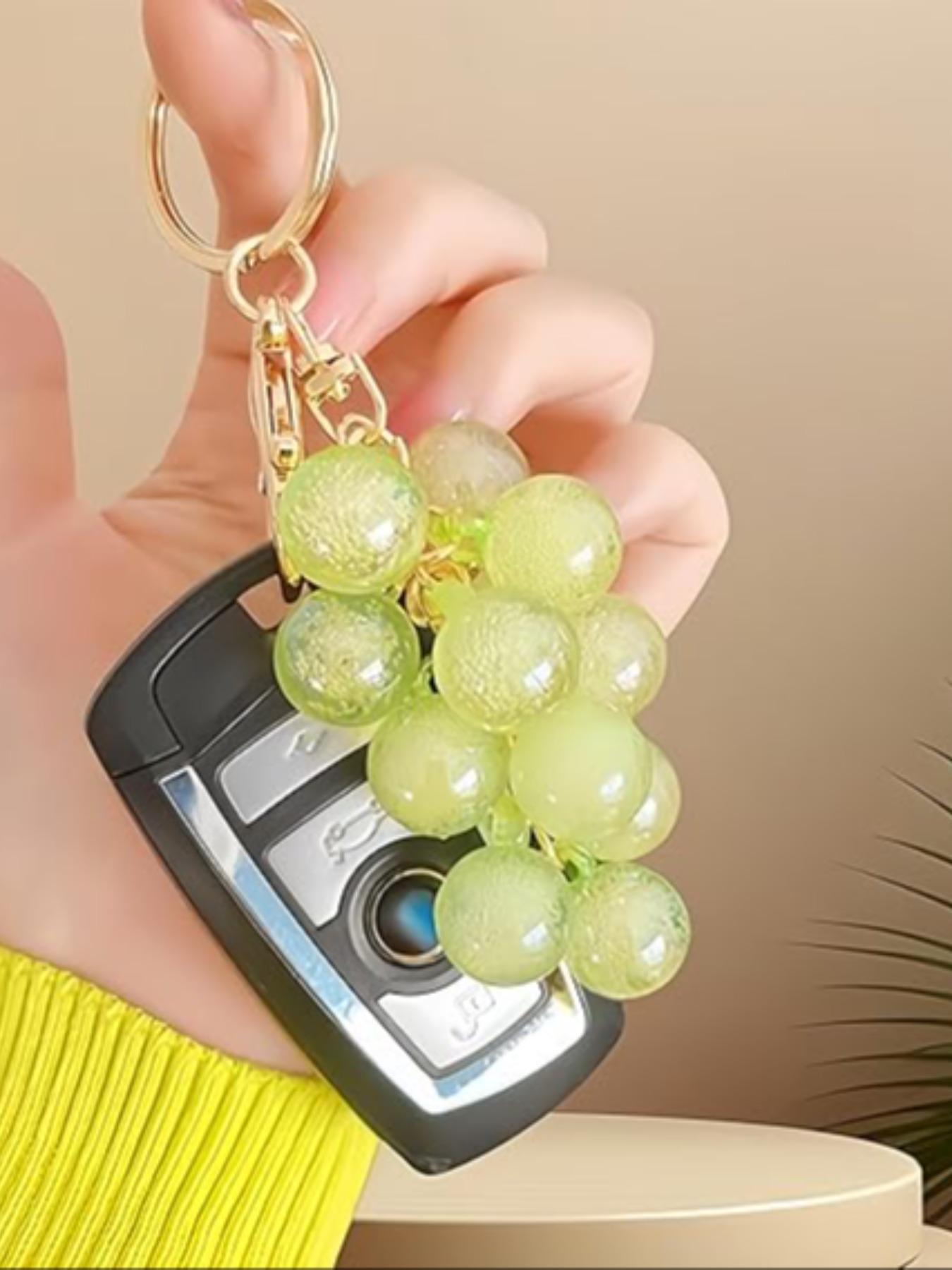 Resin Transparent Beaded Grape Pendant,Grape Keychains Bubble Jelly Grape Cluster Keychains,Decorative Accessories Fruit Grape Bag Chain Pendant Amethyst Grape Charms Schoolbag Decoration Backpack Keychain Gift, Keychain for bags