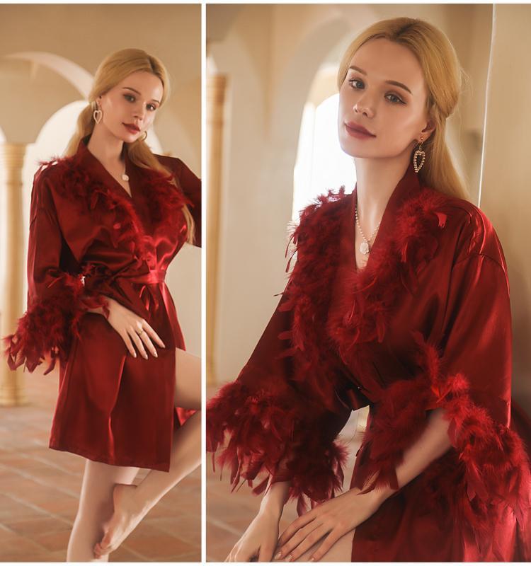 Elegant Feather Bride Robe Personalized Name and Date Robe Bride Bridesmaid Bathrobe Birthday Party Gown Add Any Text Robe