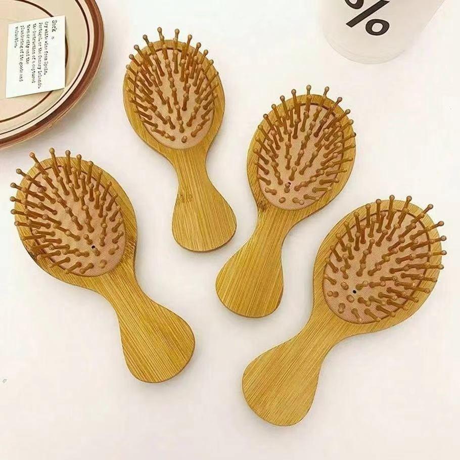 Anti-Static Massage Comb for Long Curly Hair, Smooths Without Tangling, Protects Hair, Prevents Hair Loss, Gentle on Hair