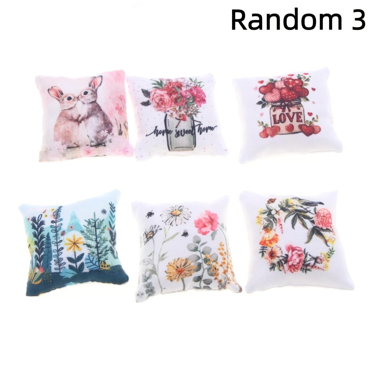 Dollhouse Mini Spring Easter Throw Pillow BJD Model Ornament, Micro Living Room Bedroom Scene Sofa Cushion Prop, Mini Home Scene DIY, Collectible Gift for Hobbyists