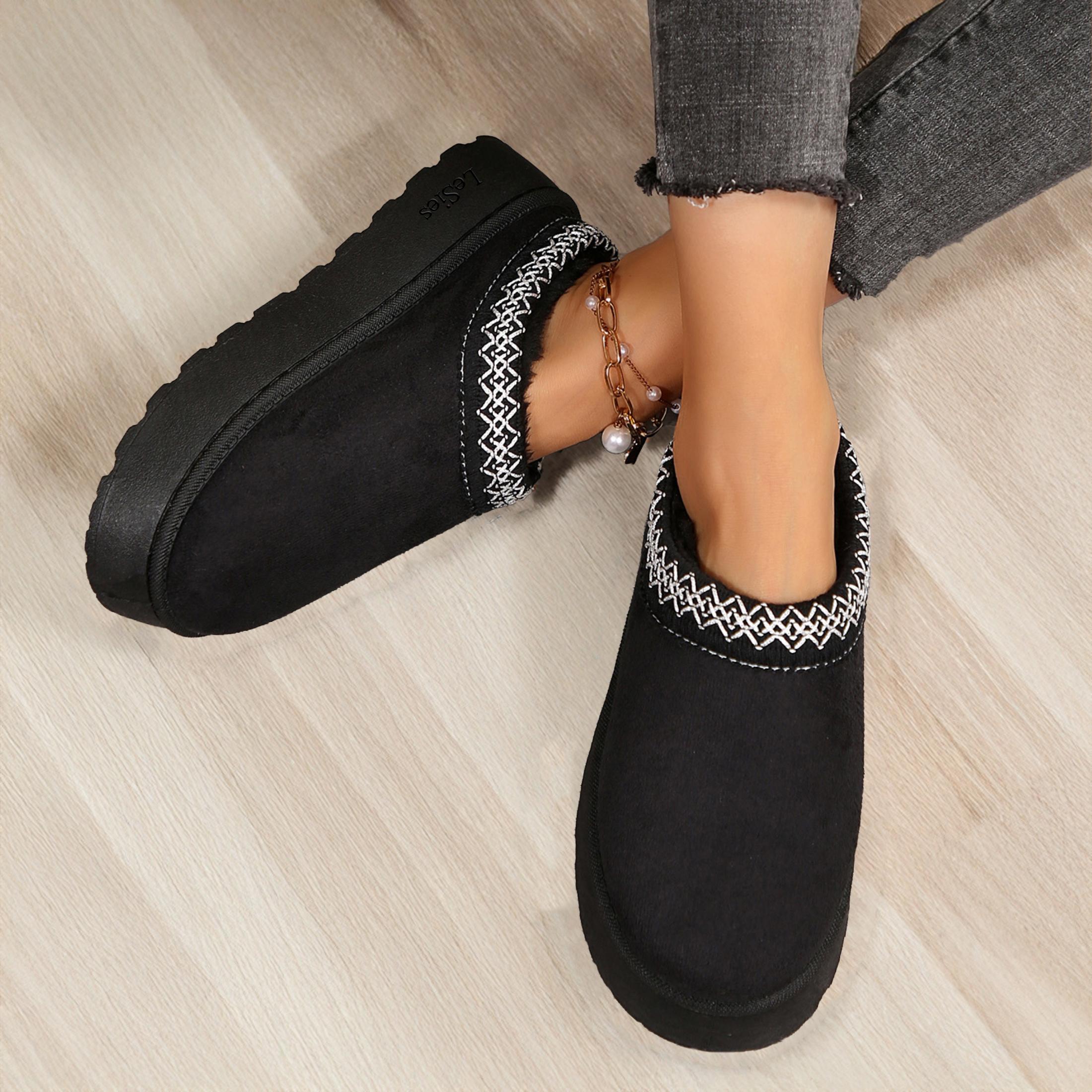 Women's Slippers with Cozy and Durable - Outdoor Non-Slip Comfort with Thick Flat Soles and Platform Snow Boots Perfect for Winter