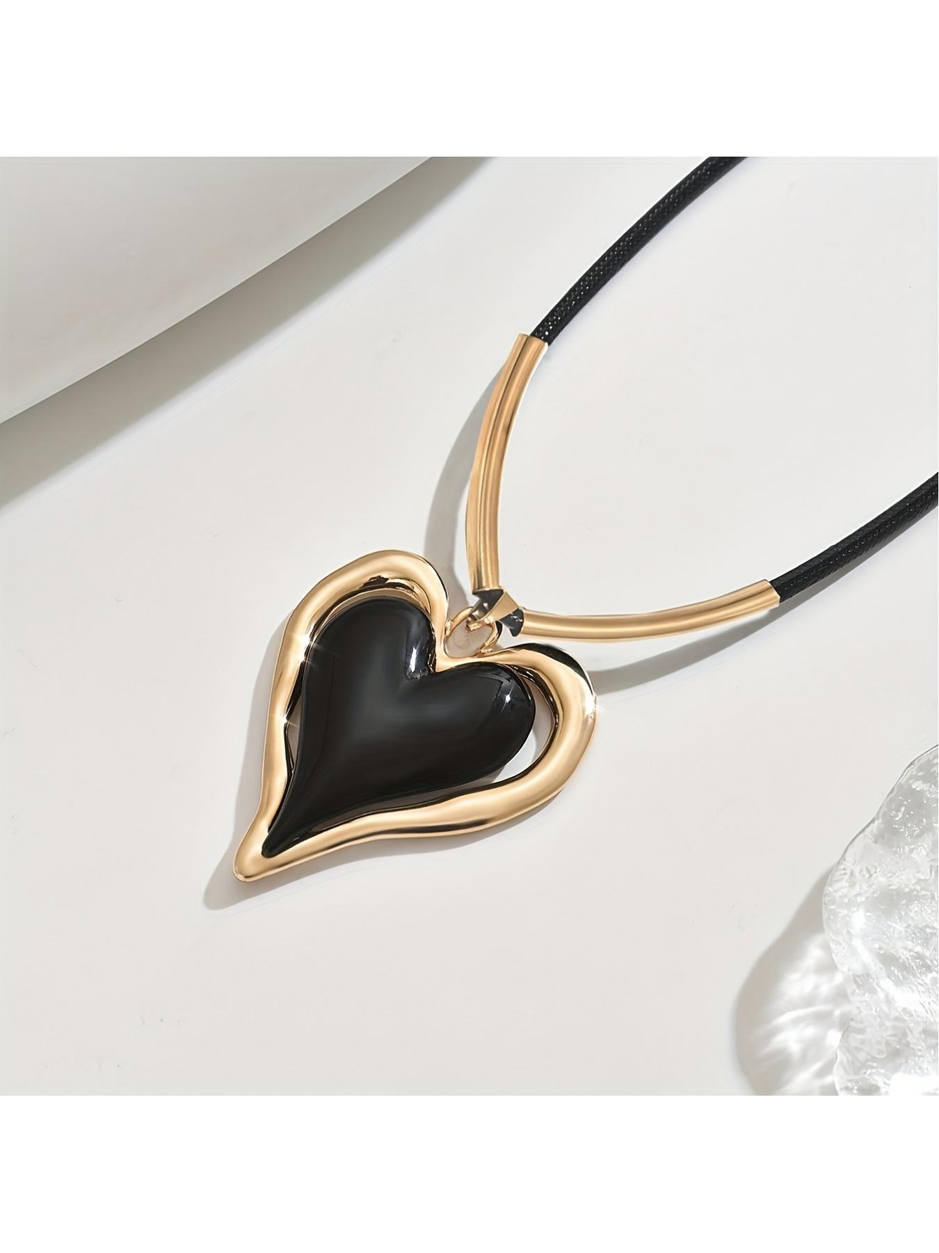 Fashion Big Heart Pendant Clavicle Necklace Black Rope Chain for Women Girls Trendy Jewelry Gift 2024 New Arrival