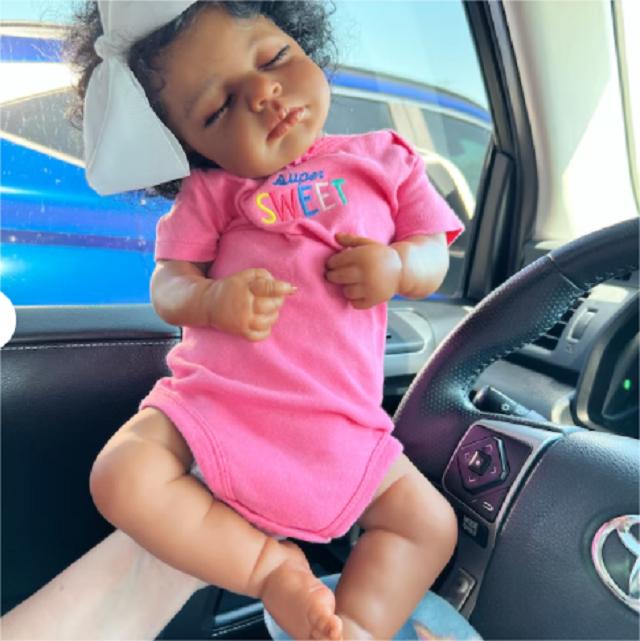 Reborn Baby Dolls Black Girl-20 Inch Realistic Newborn Baby Doll Weighted Soft Cloth Body Silicone Doll African American Baby Dolls Reborn Toddler Dolls Birthday Toy for Kids Age 3+ Asleep Fashion