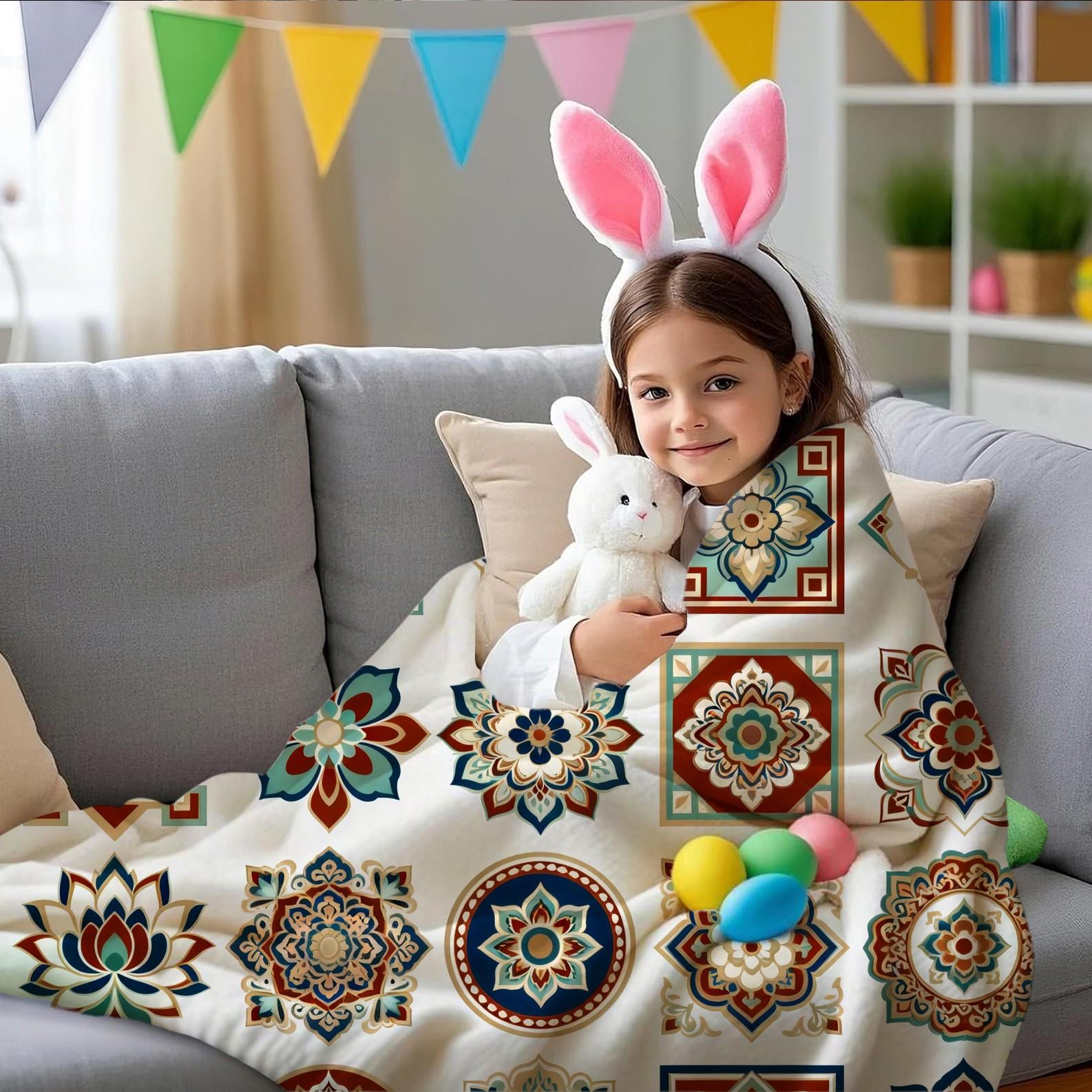 1 Pack Boho Mandala Single-Sided Printed Flannel Blanket, HD Digital Printed Vintage Floral Soft Cozy Blanket, Warm Multi-Use Throw for Sofa, Bedding and Travel, All-Season Ideal Gift Blanket