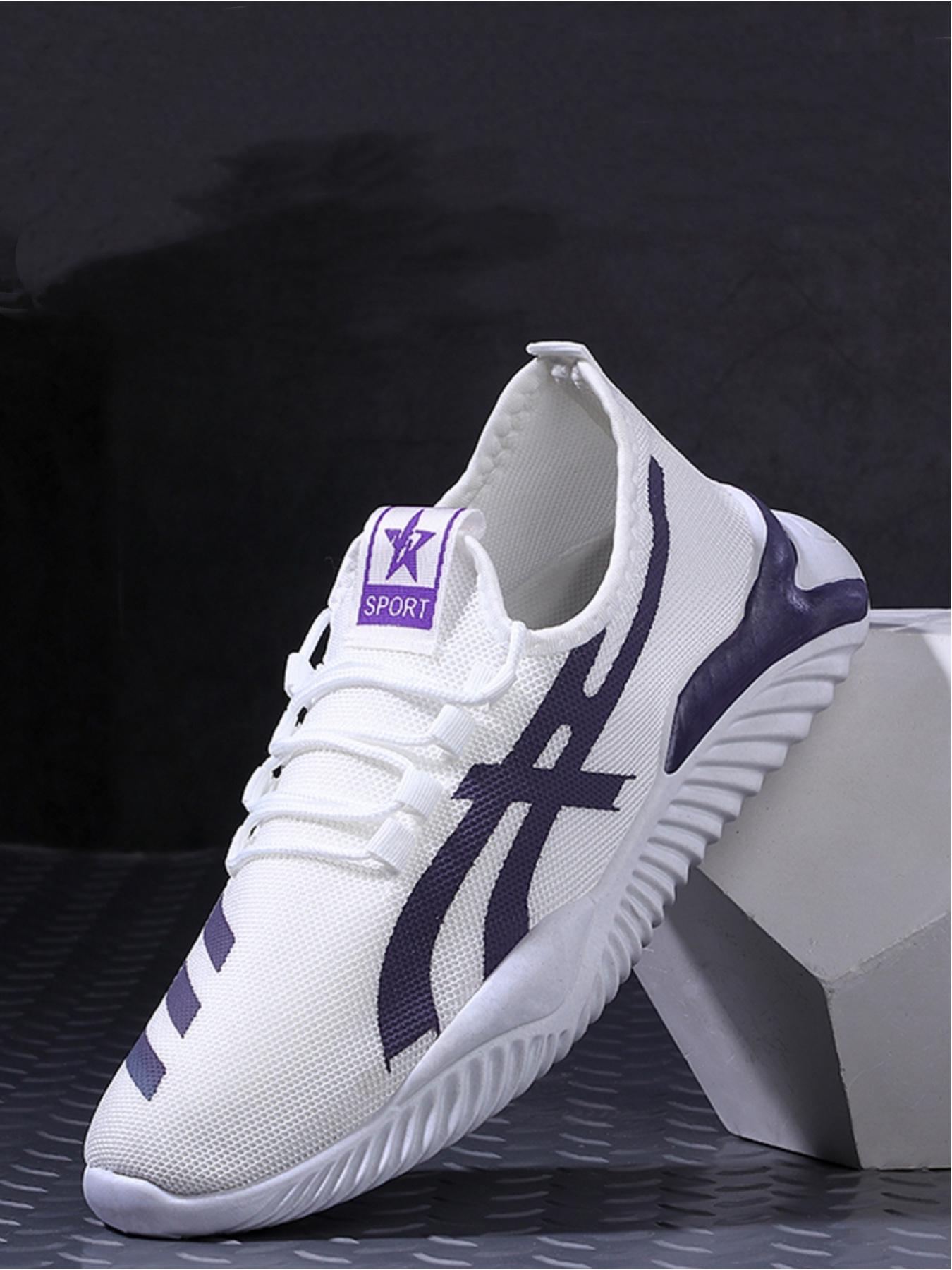 Men's casual sports shoes, with lightweight mesh material wrapping, stylish and eye-catching contrasting decorations, lace up style that fits the foot shape, simple and versatile color matching, preferred for daily commuting and casual sports wear