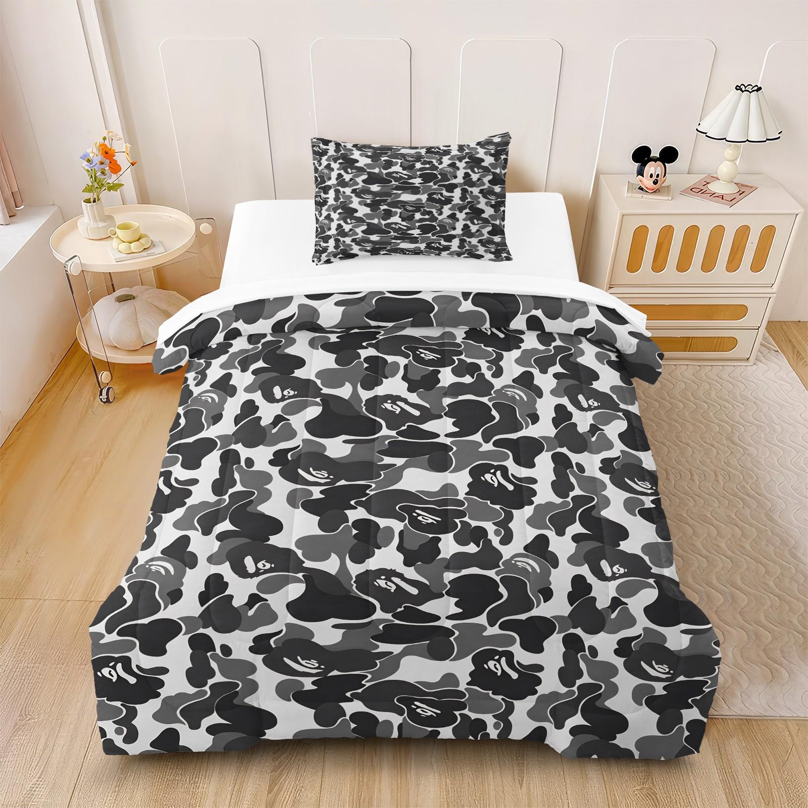 APBE Black White Ape Head Camo Comforter Set, 1 Comforter & 1-2 Coreless Pillowcases, ABC Camo & Ape Head Design, Comfortable Warm Bedding, Minimalist Trendy Industrial Bedroom Decor, Teens & Fans Gift