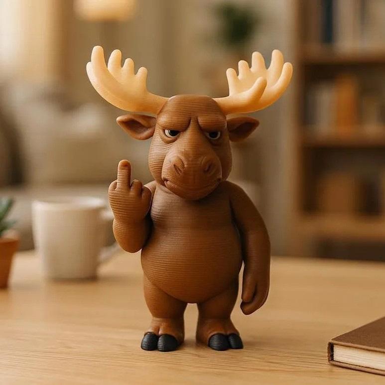 Funny Middle Finger Penguin Statue, Angry Penguin Resin Figurine, Novelty Home Office Desk Decor Gift