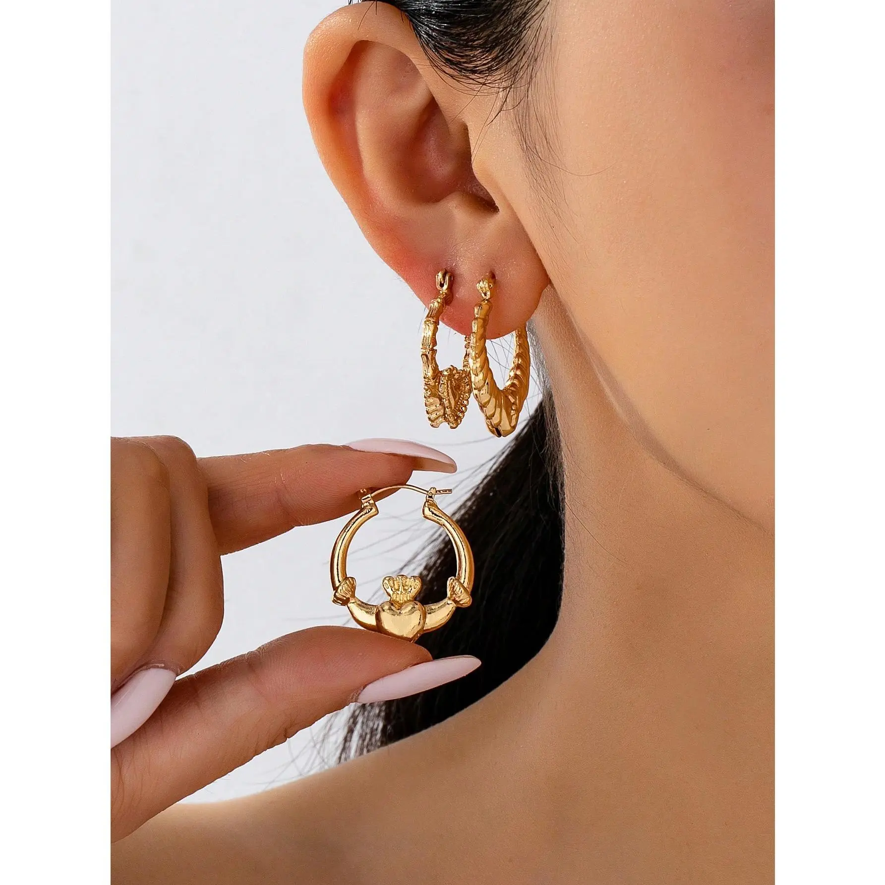 Women's 3-Pieces Gold Hoop Earrings Set - Vintage Claddagh Heart, Bamboo Texture Hoops, Meaningful Elegant Costume Jewelry, Ideal for Daily Wear, Holiday Party, Meaningful Gift, Vintage Hoops