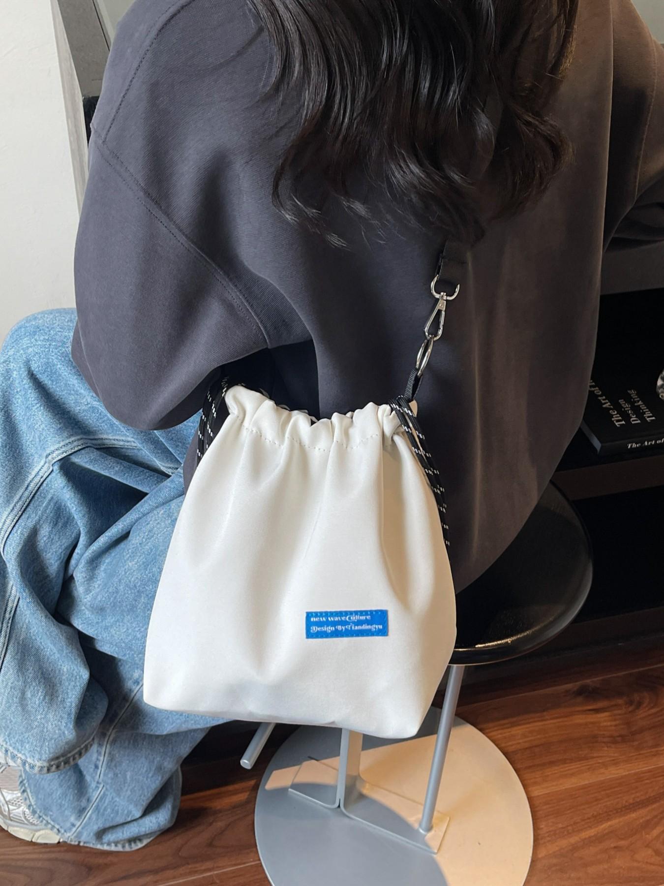 New Single Shoulder Crossbody Bag, Trendy Drawstring Bucket Bag for Men and Women, Unisex Small Versatile Waist Pack