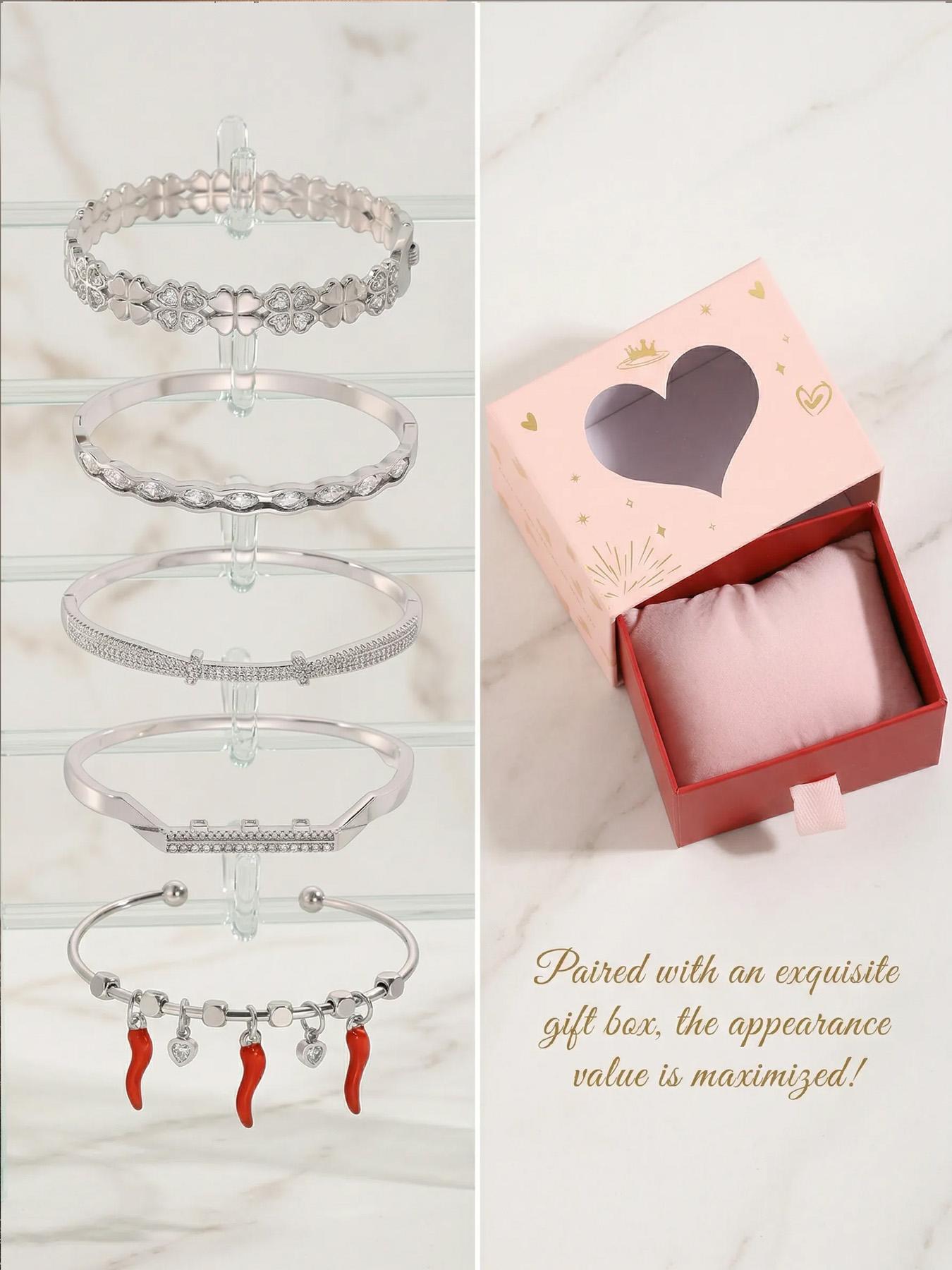 Gold plated five piece bracelet gift box set, cute red strawberries and chili peppers, durable and non fading, stylish and atmospheric, the first choice for gift giving