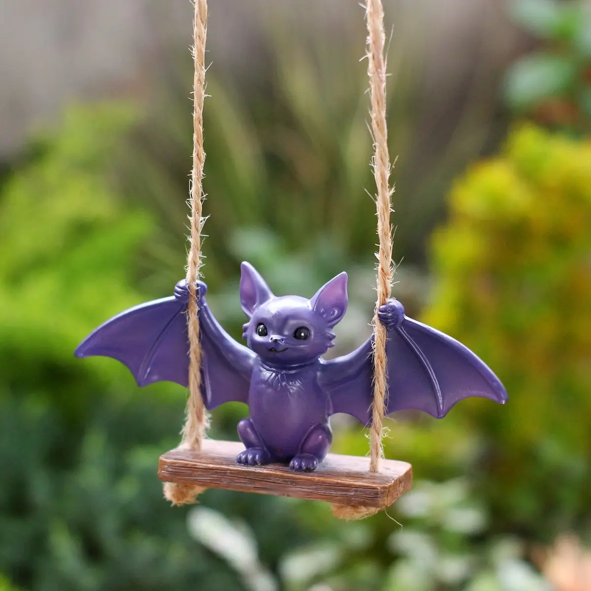 Halloween Hanging Bat Statue - Resin Outdoor Garden Decor, Spooky Tree Ornament with Rope for Yard Wall & Porch